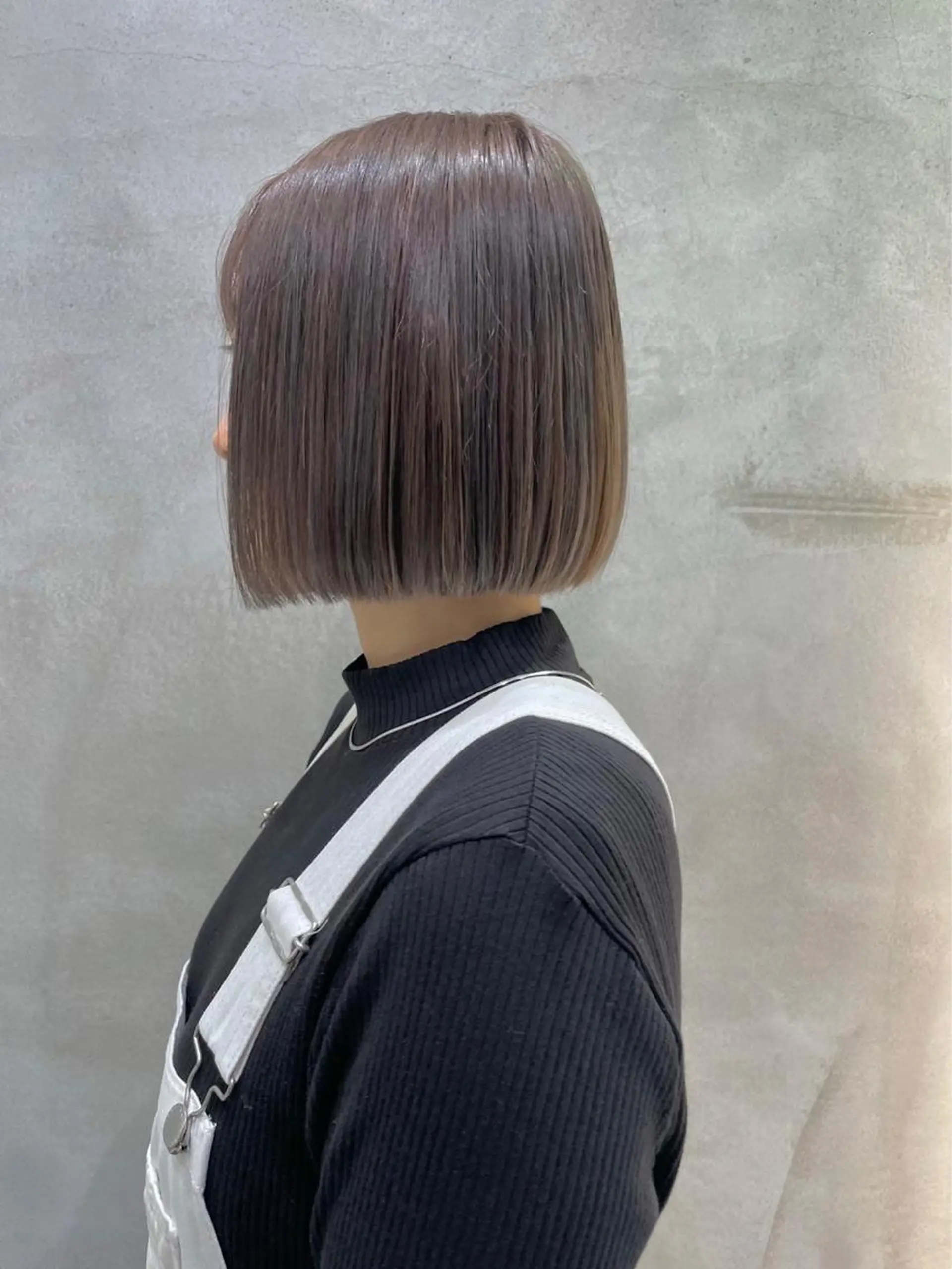 ショート カラー ヘアアレンジ ワンレンボブ ショートボブ アッシュ バレイヤージュ ベージュカラー 髪質改善【縮毛矯正】 北千住 田邉 澪のヘアスタイル