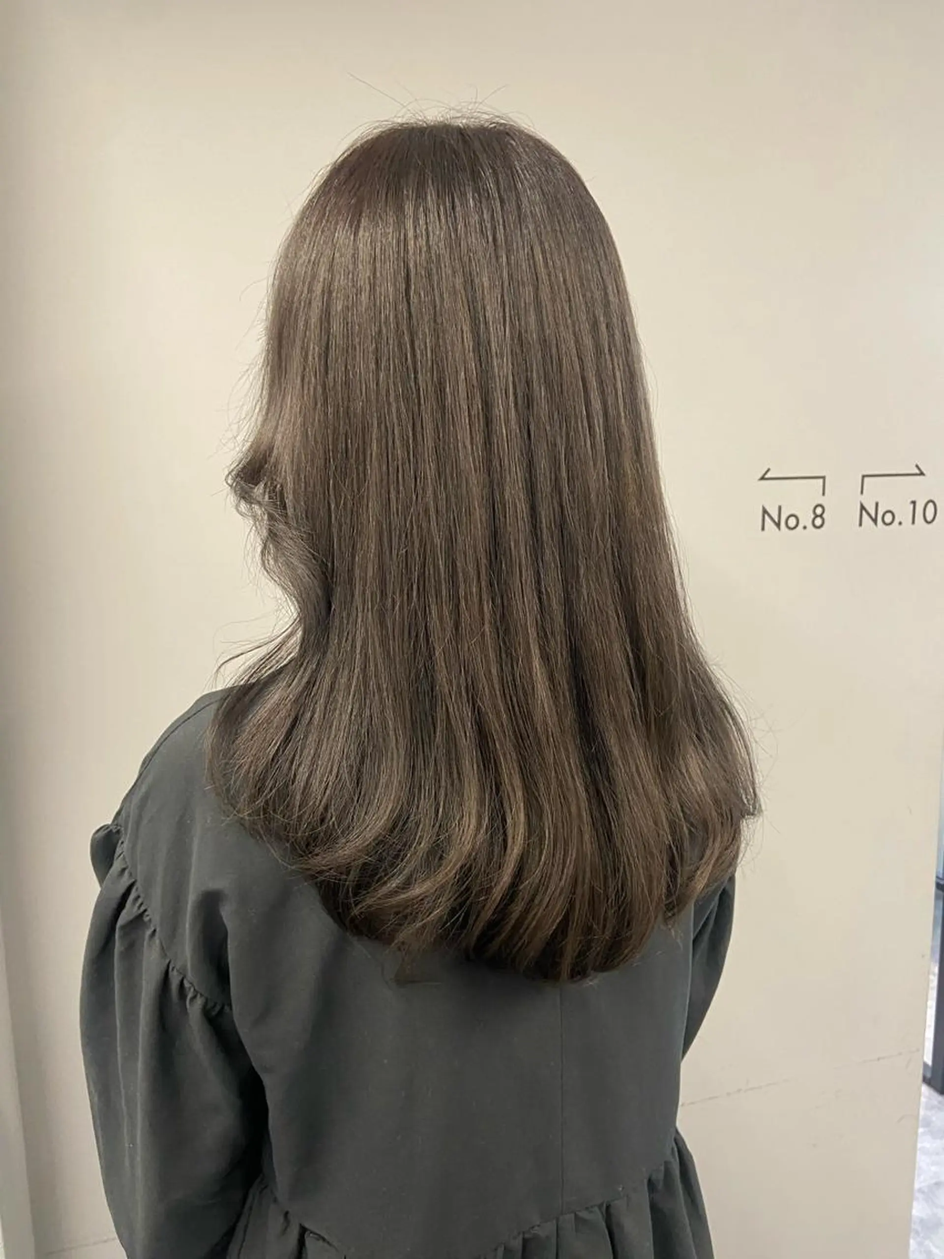セミロング カラー カット ヘアカラー トリートメント natsumi / N°ariaのヘアスタイル