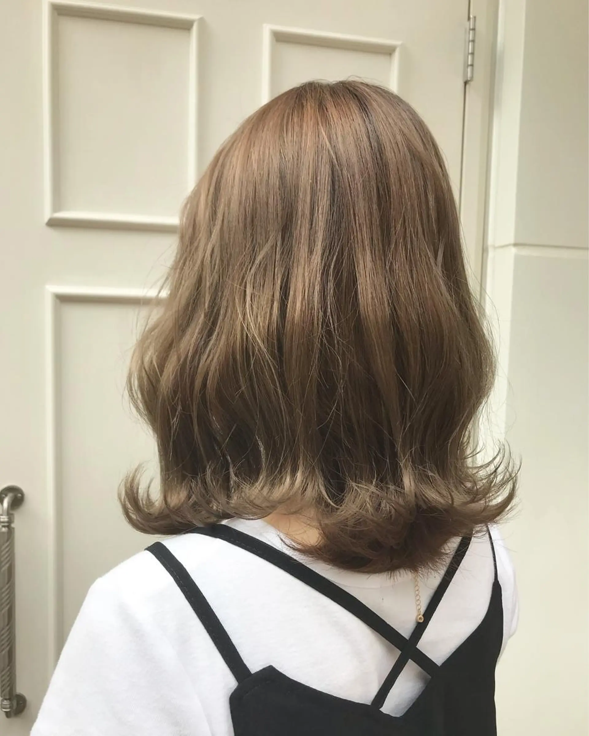 ミディアム uru" すずきさゆりのヘアスタイル
