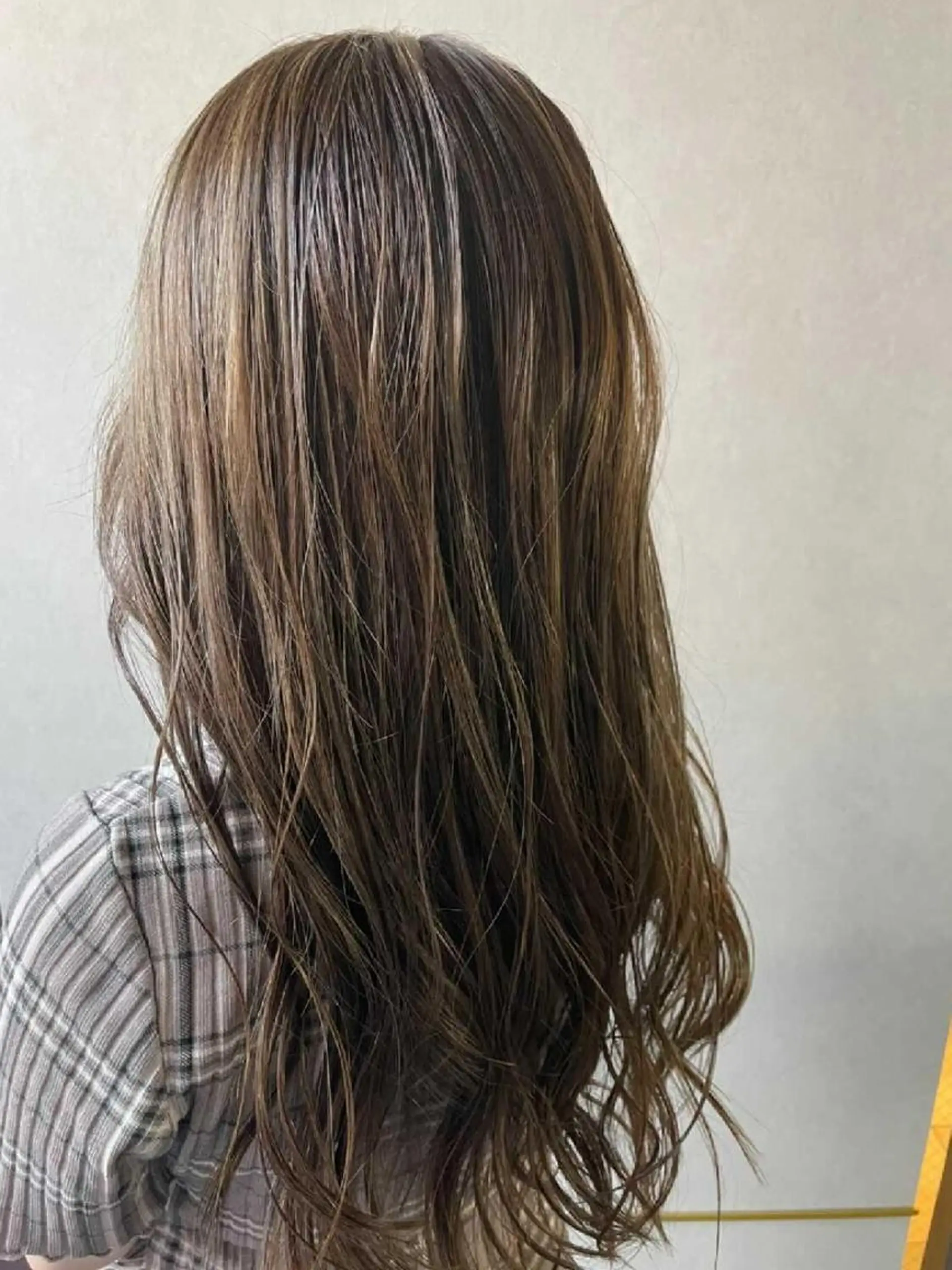 カラー ロング EARTH所沢店長　 髪質改善　岡本　勇人のヘアスタイル