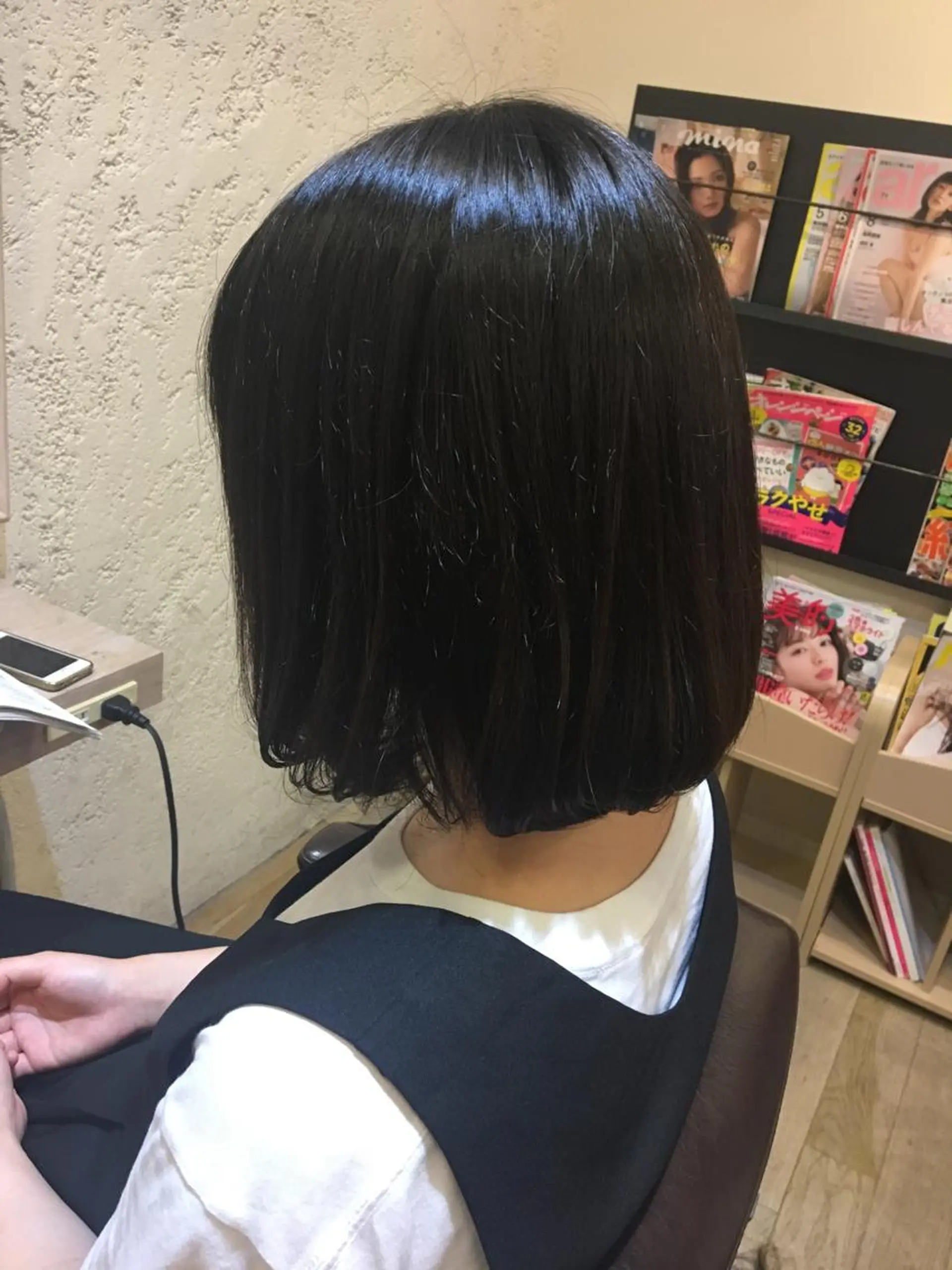 ミディアム 玉邑 美菜のヘアスタイル
