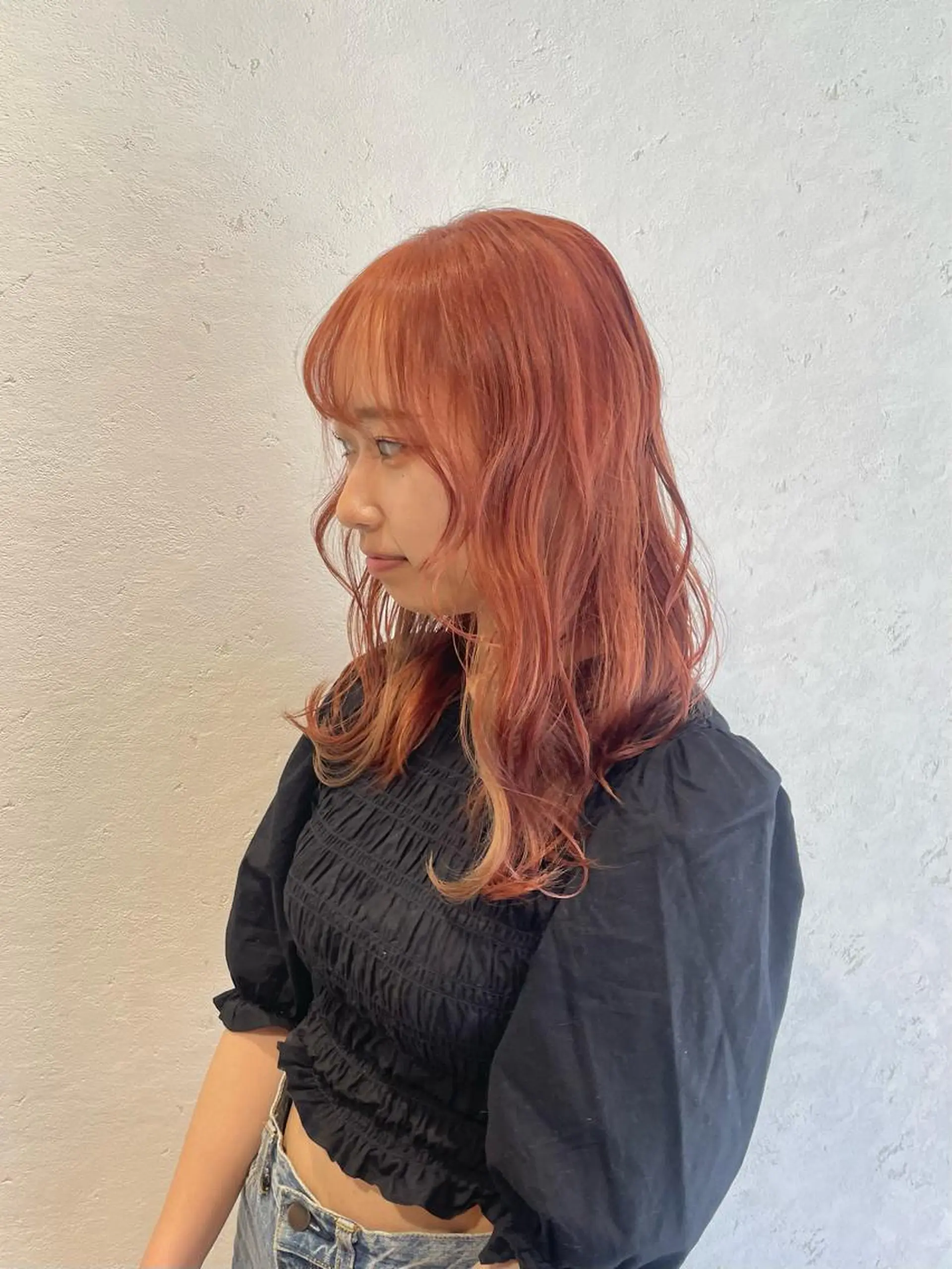 ロング オレンジブラウン 前田 菜奈子のヘアスタイル