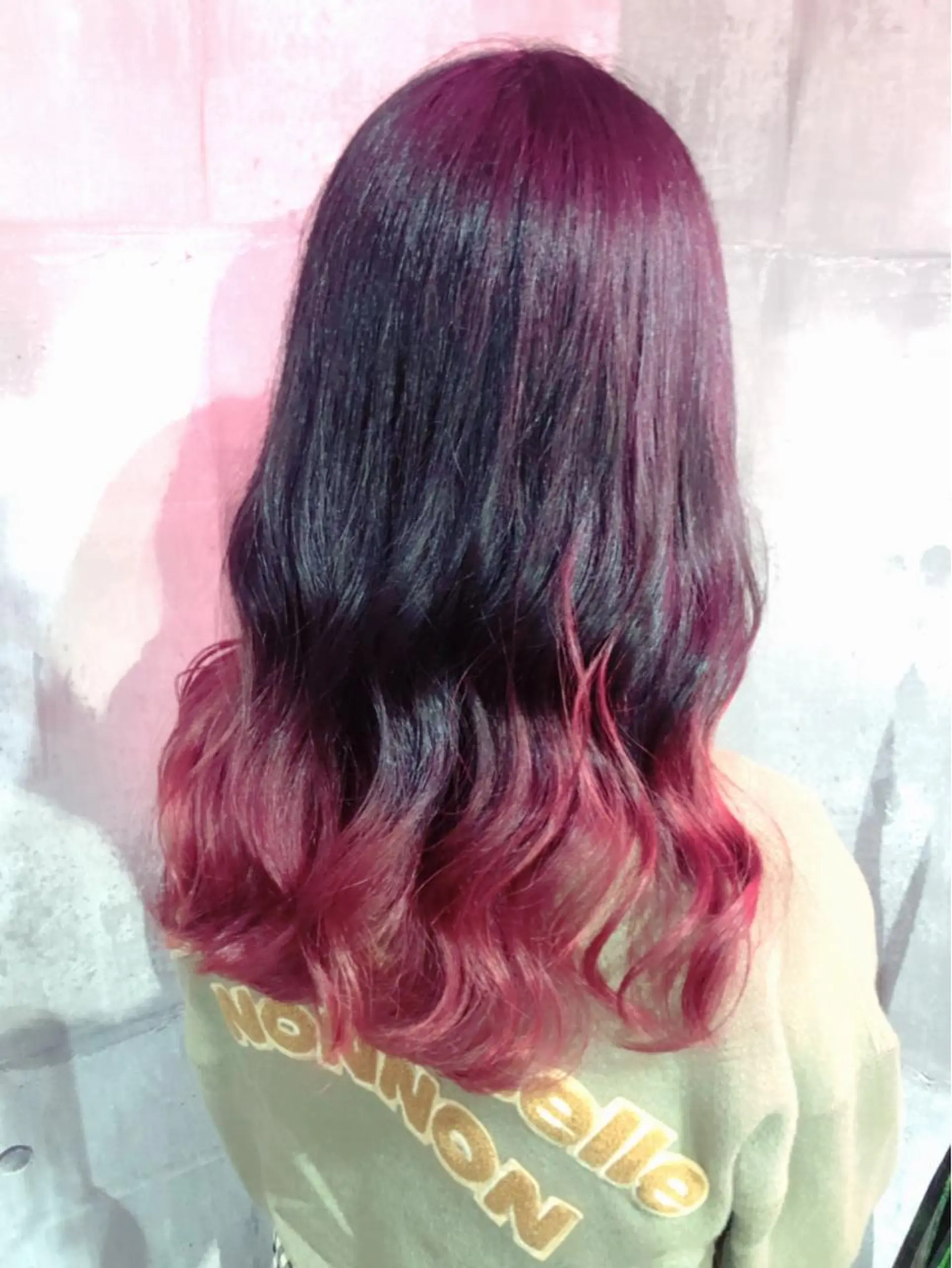 セミロング カラー グラデーションカラー ピンクカラー 髪質改善💓艶髪💓 暖色💗加藤あゆみのヘアスタイル