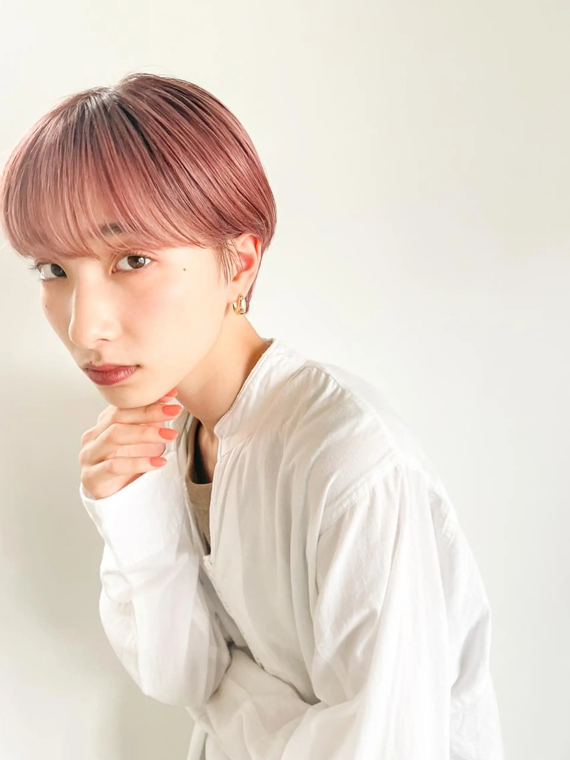 ショート カラー ショートボブ アディクシーカラー ブリーチ ブロンド ブルーカラー ヘアカラー トリートメント CEINE PATHのヘアスタイル