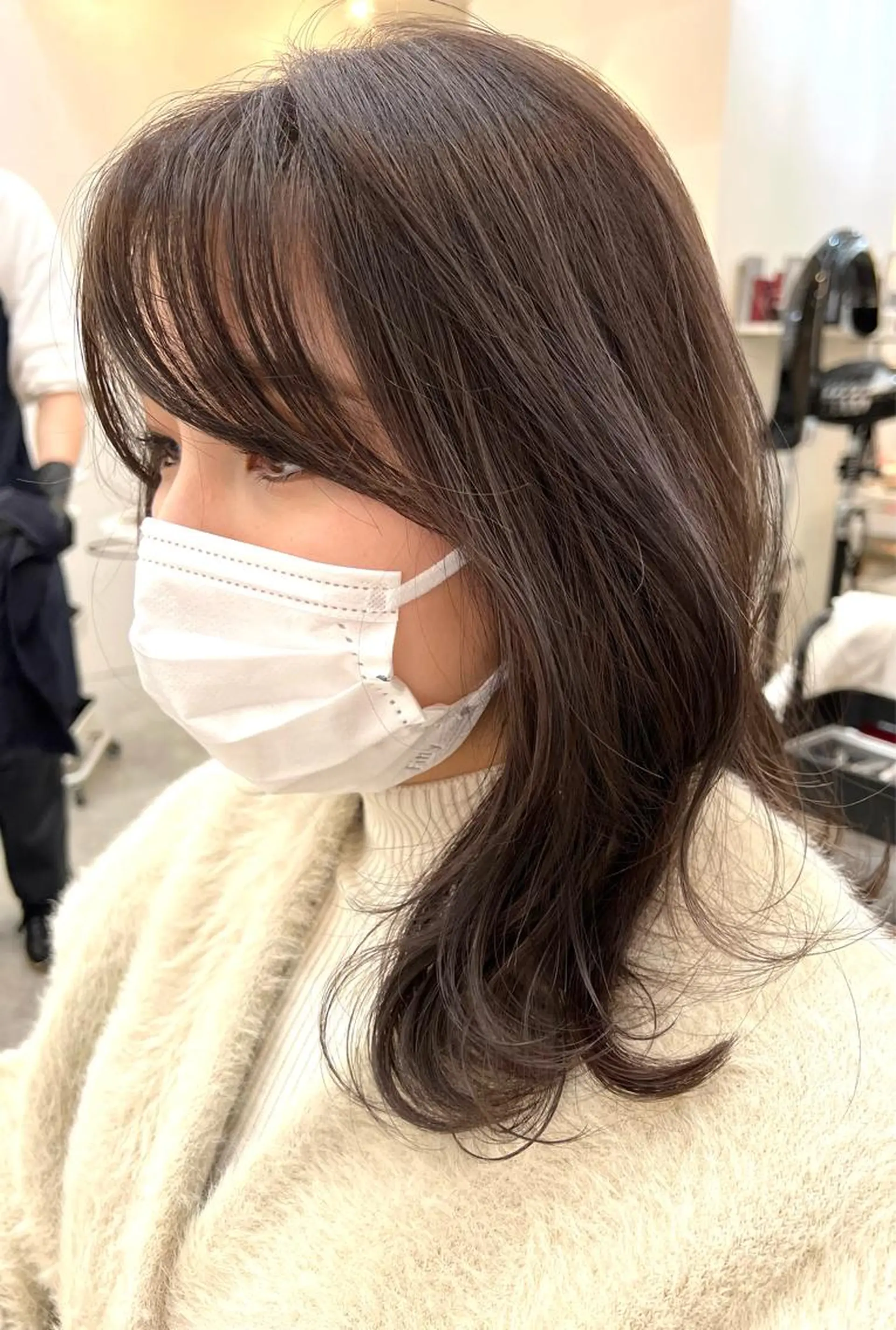 セミロング カラー アッシュ ベージュカラー 韓国風ヘア ROMMY. ロミーのヘアスタイル