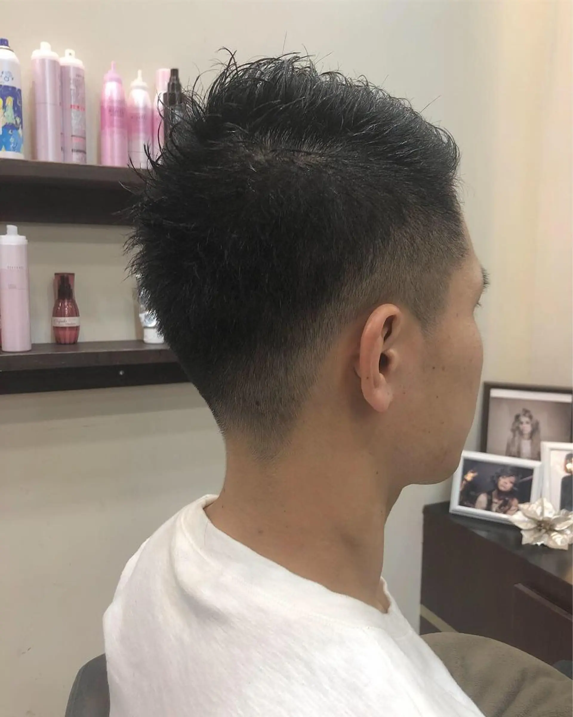 メンズ 刈り上げ カット パーマ トリートメント SHAFT Ieiriのヘアスタイル