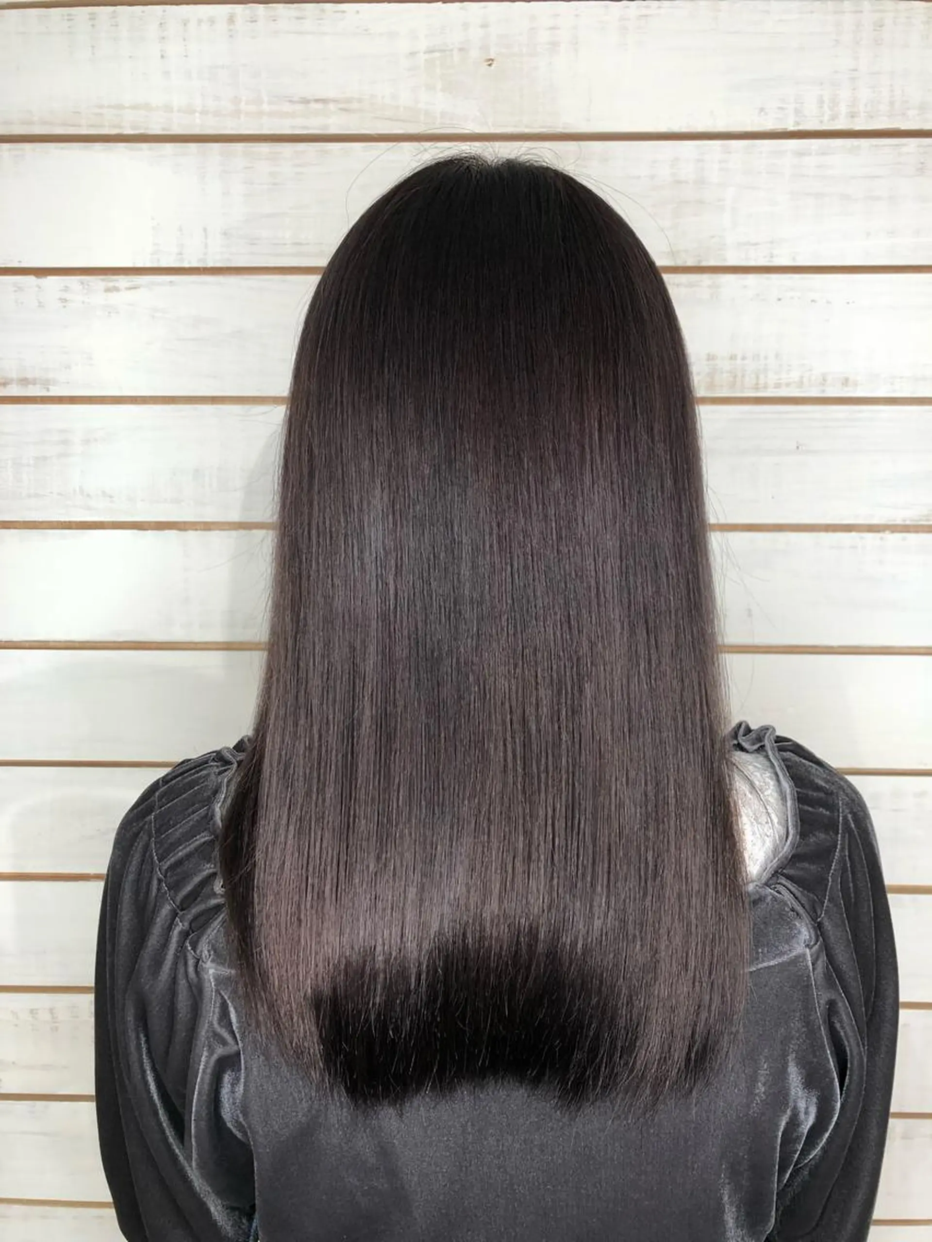 セミロング ヘアカラー トリートメント 🧡艶髪ちゅるん髪 🫧🧡YUKI❄️のヘアスタイル