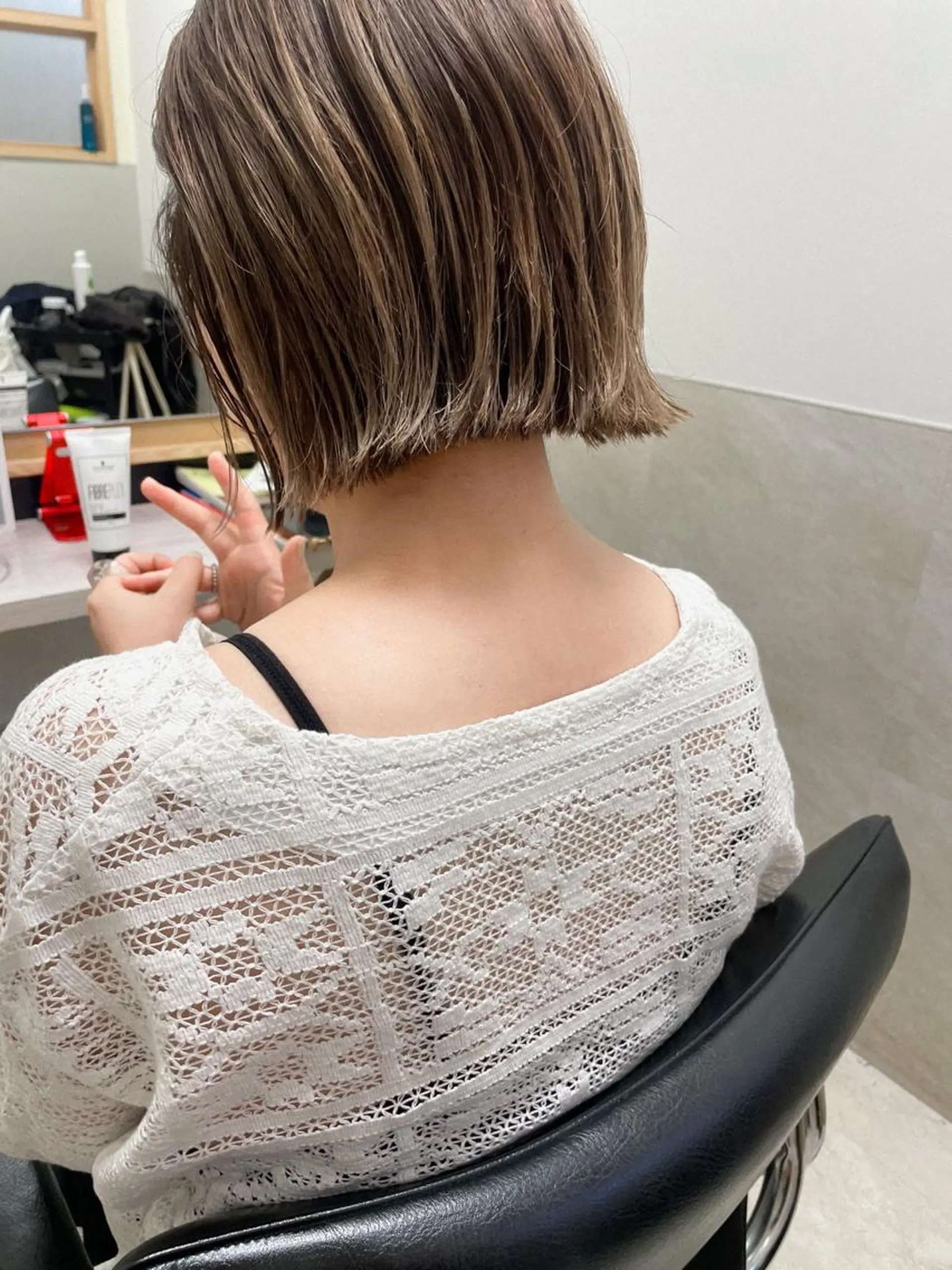 ミディアム カラー カット ヘアカラー トリートメント 緒方リエ 時短ショート・ボブのヘアスタイル