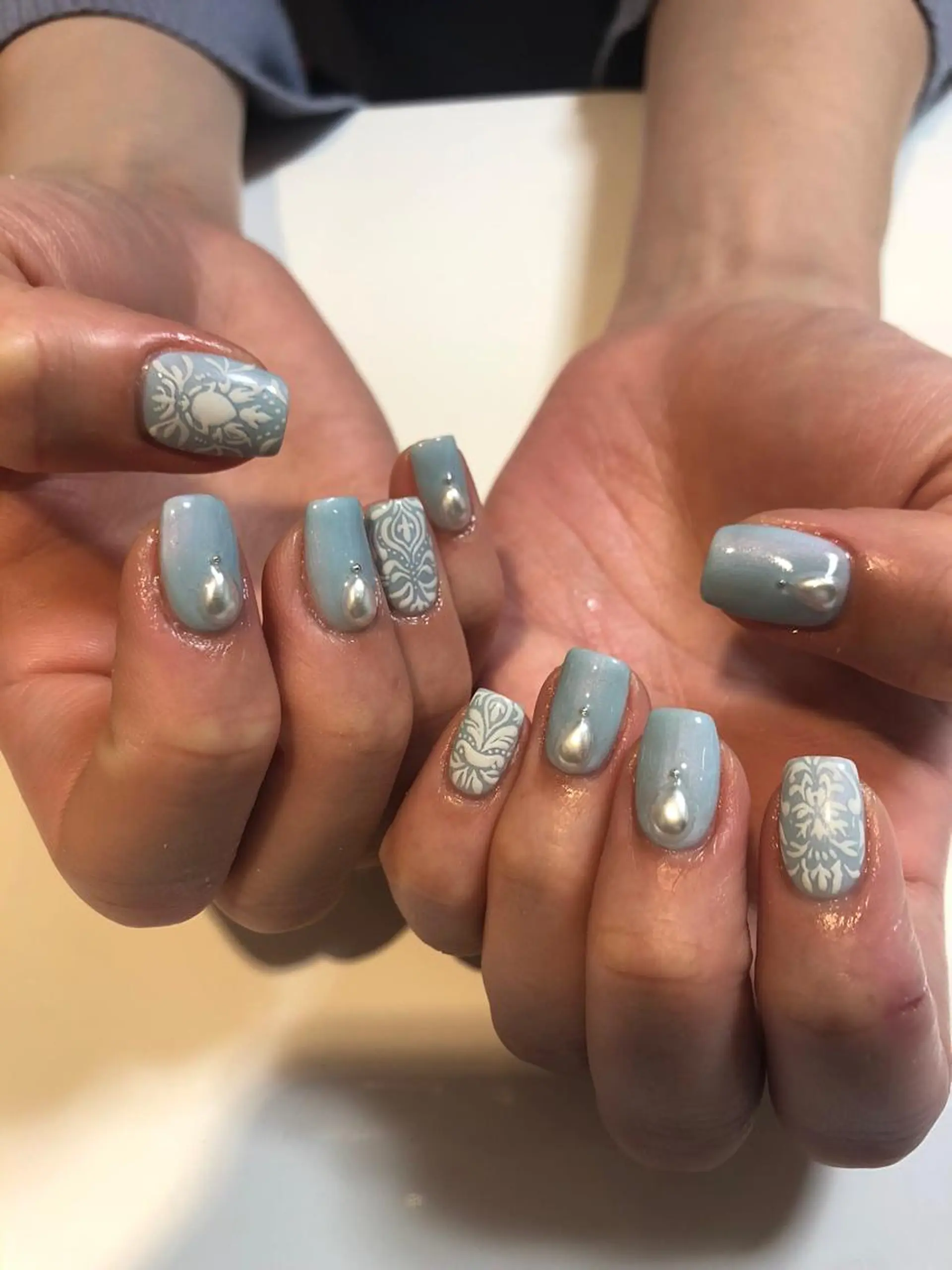 ネイル 石田 千尋のネイルデザイン