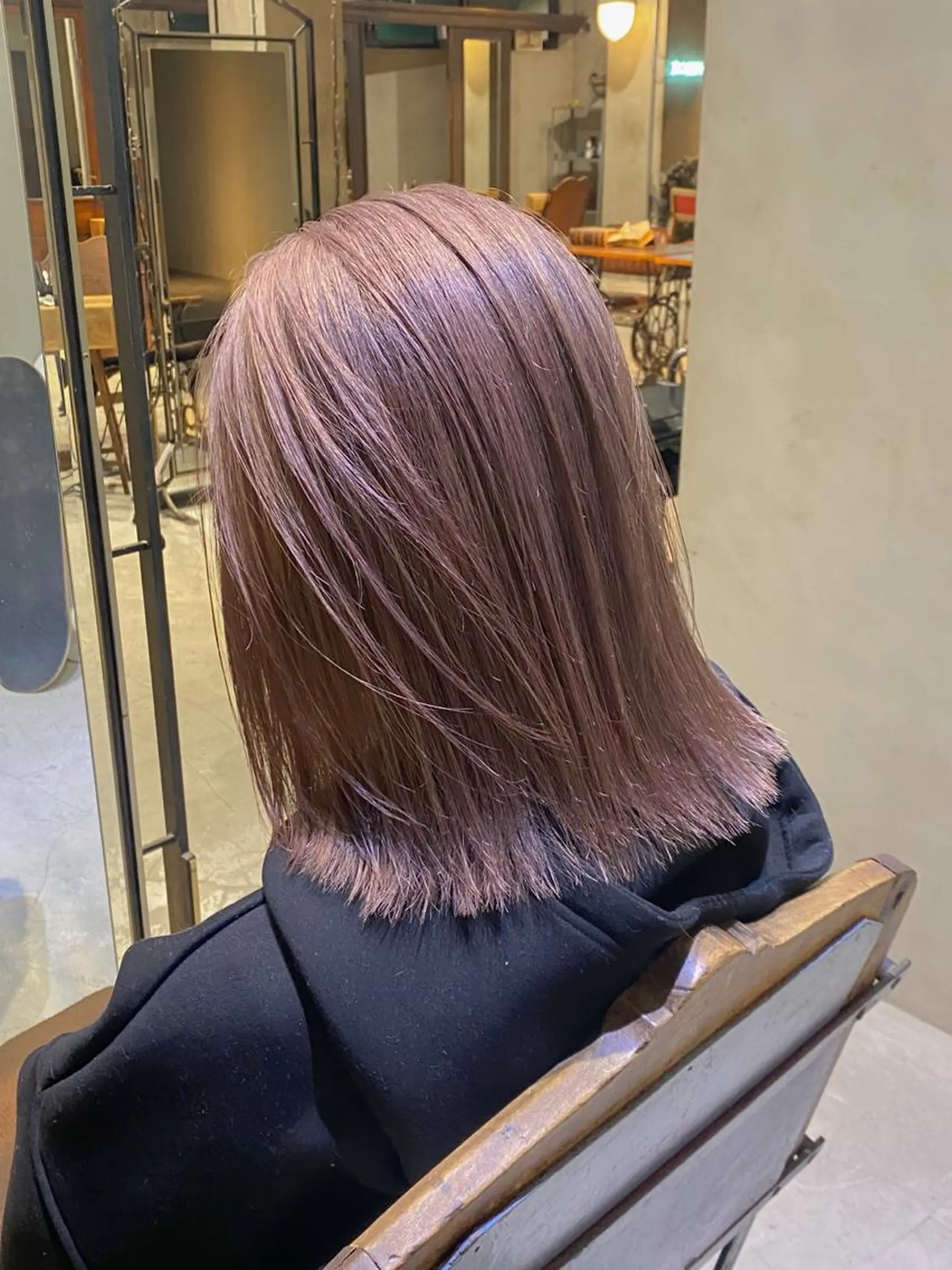 セミロング カラー カット ヘアカラー トリートメント 海外デザイン🇺🇸 石渡諒太のヘアスタイル