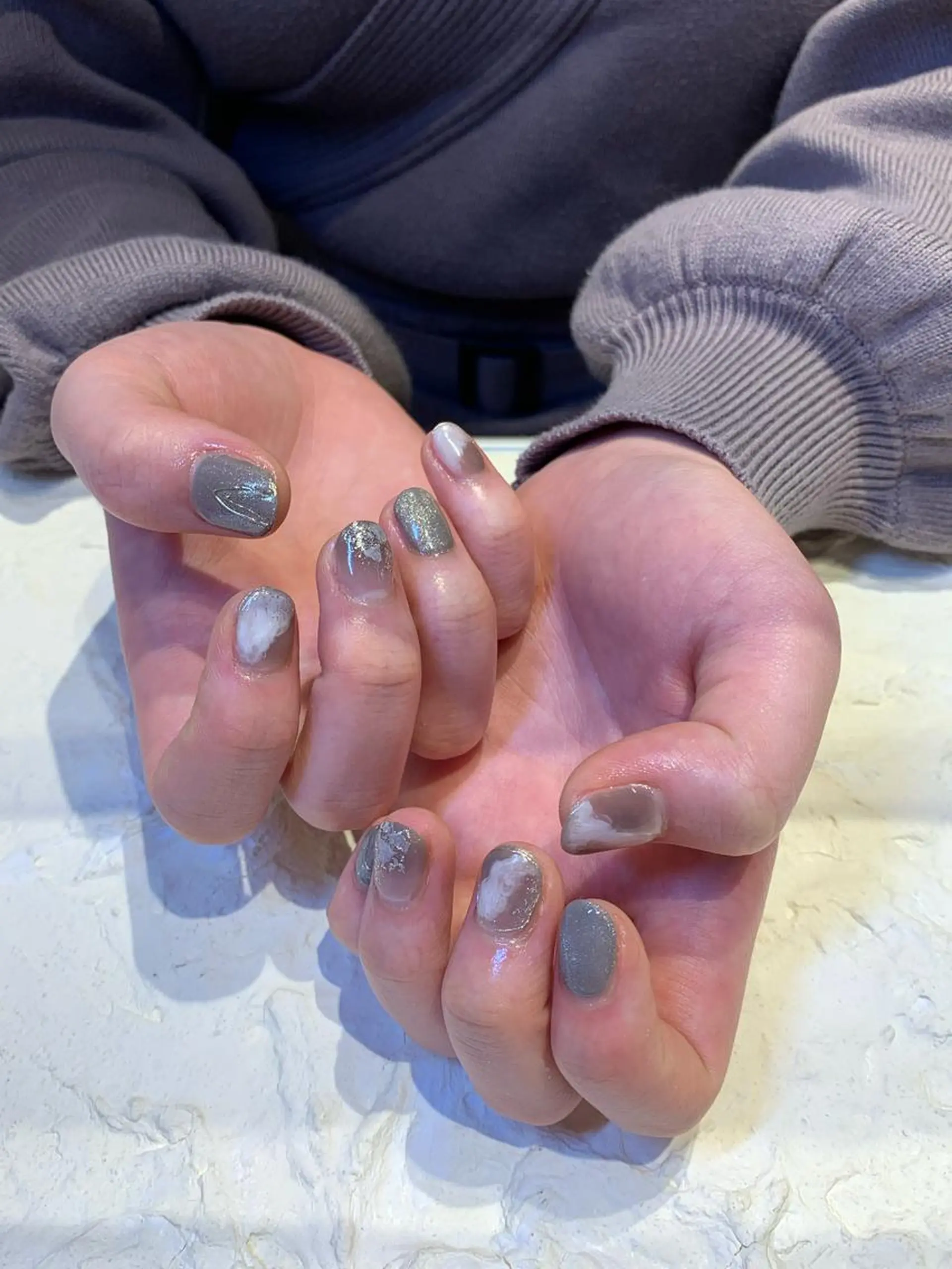 ネイル キラキラネイル マキノ ユイのネイルデザイン