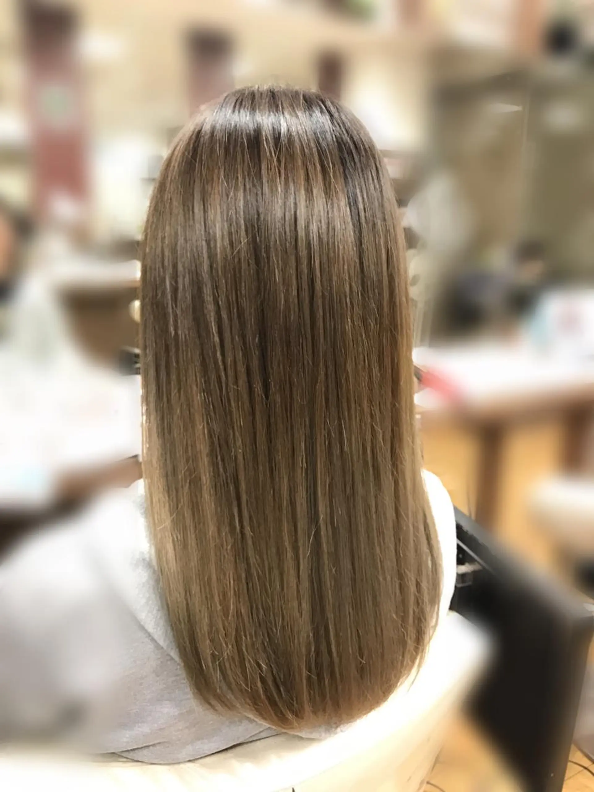 カラー ベージュカラー ブリーチ グラデーションカラー 髪質改善×METEO 店長 貞松直也のヘアスタイル