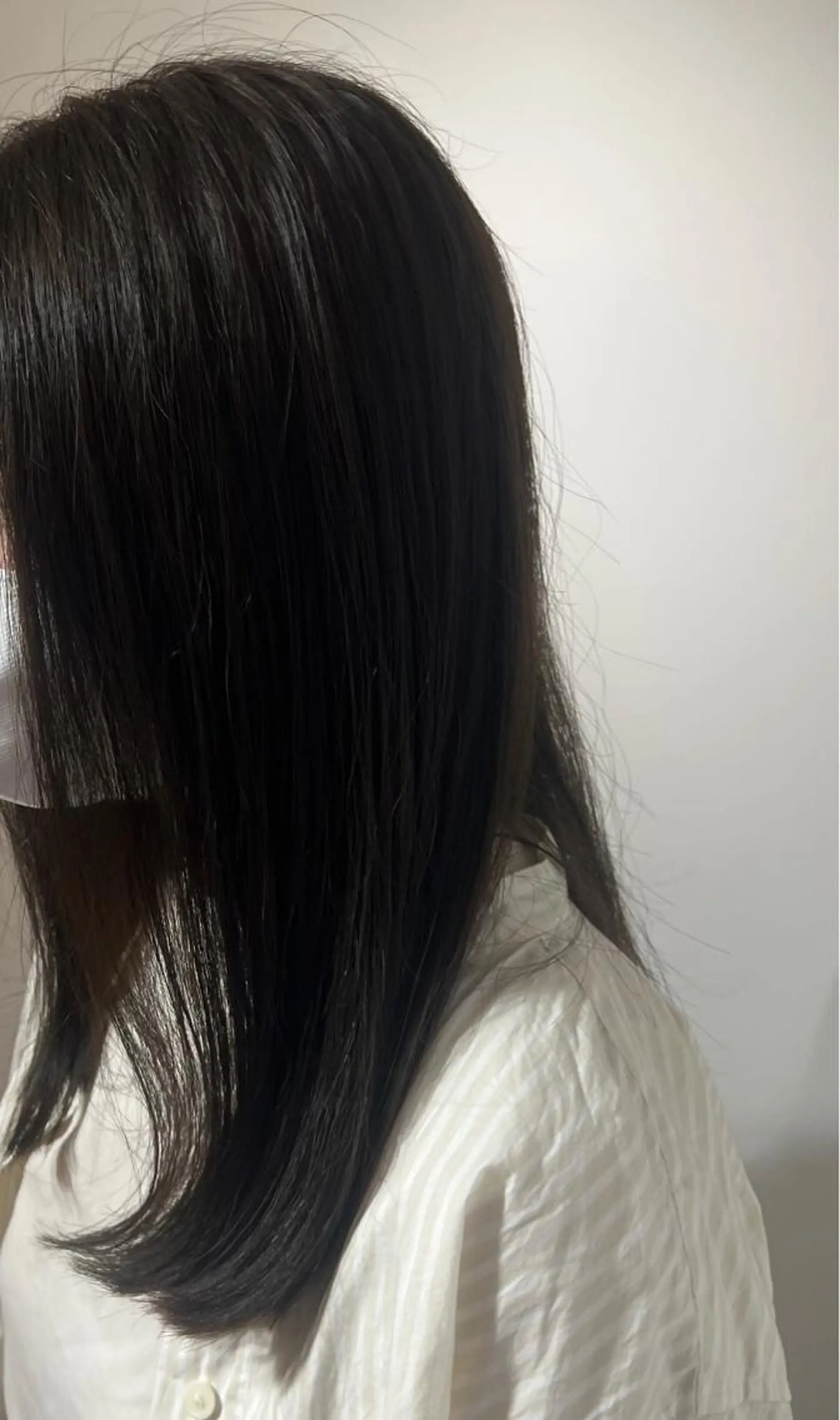 セミロング ogura hitomiのヘアスタイル