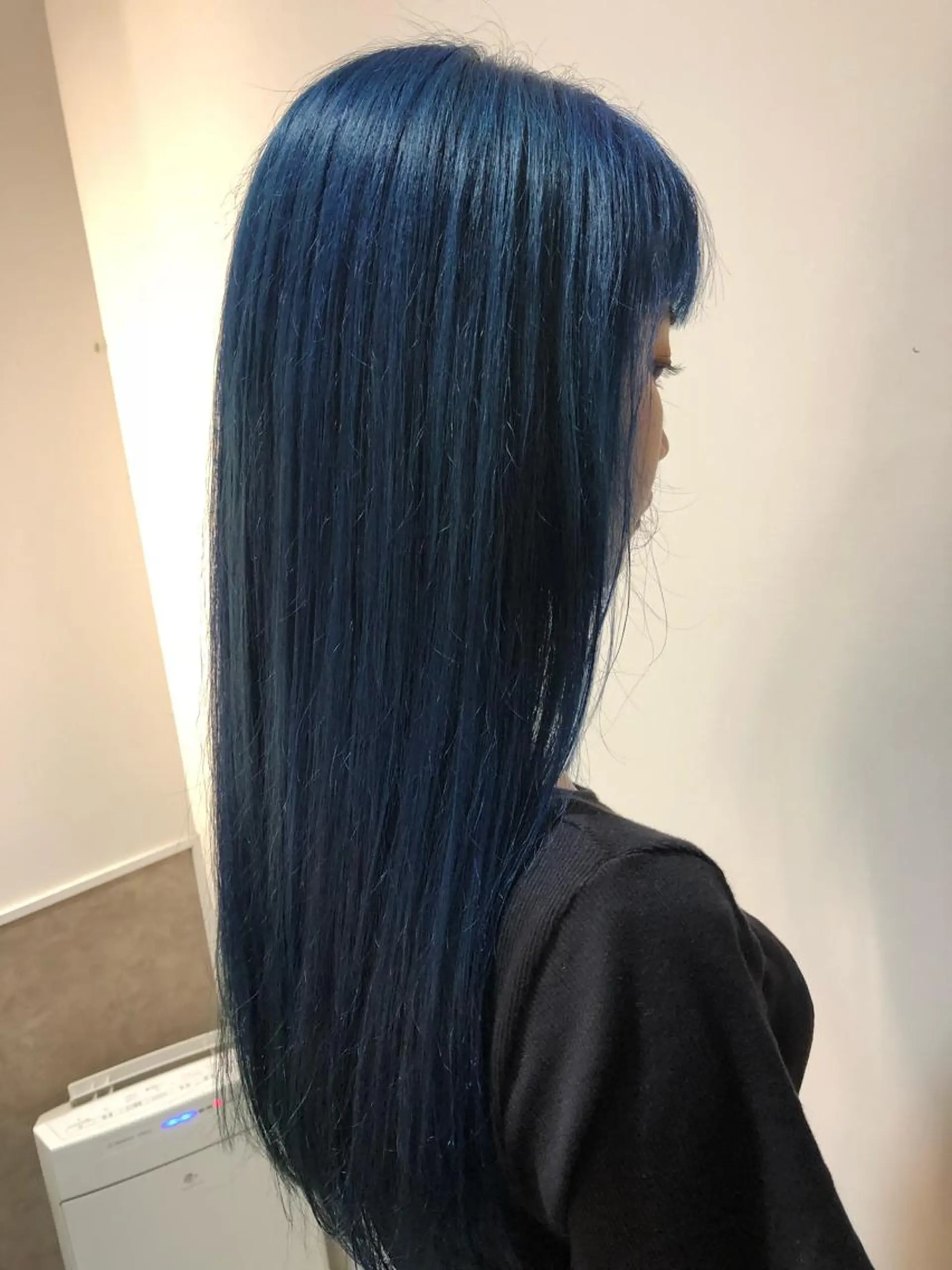 ロング ヘアカラー Rina  のヘアスタイル