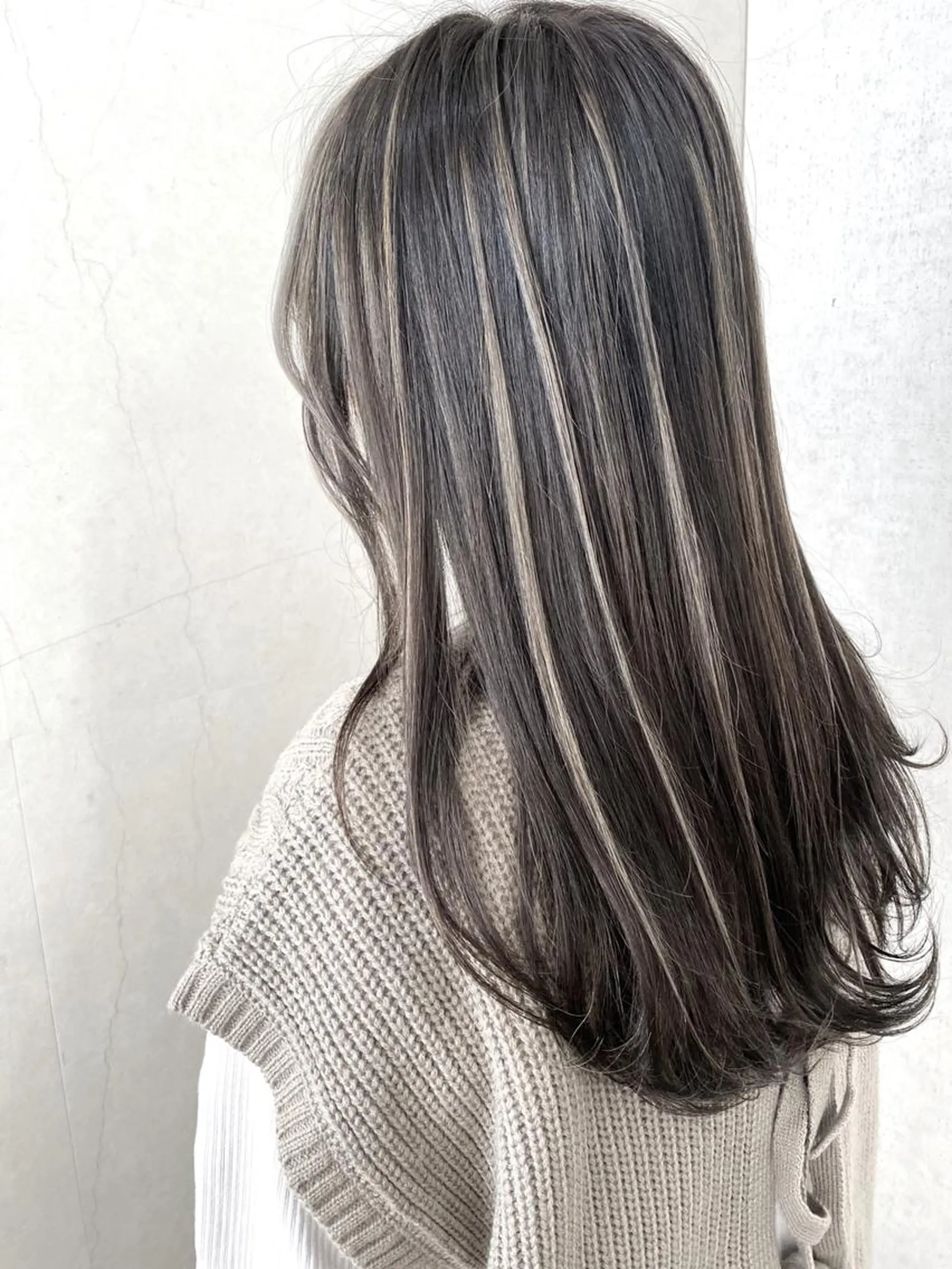 セミロング amie 錦糸町のヘアスタイル
