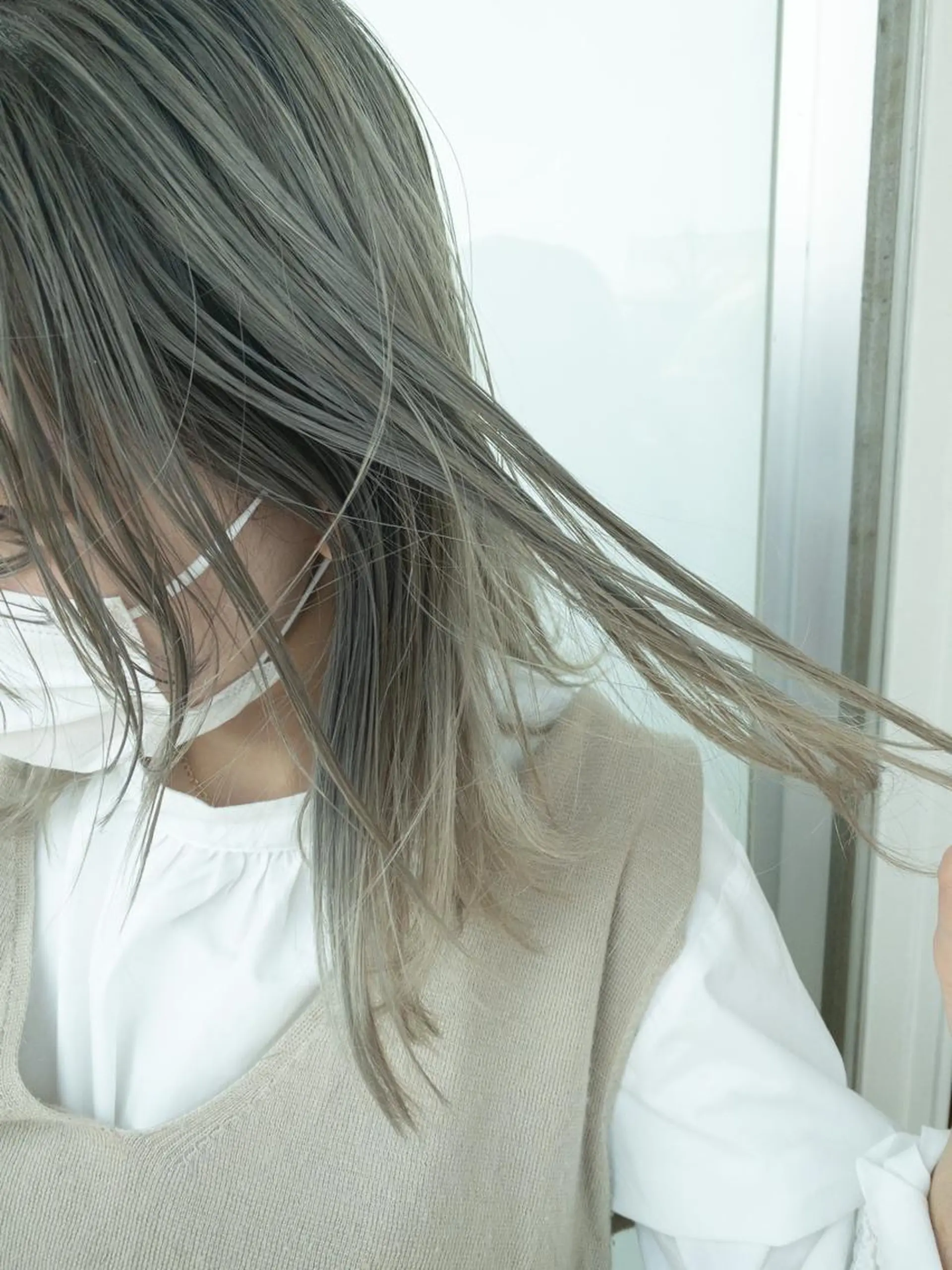 ミディアム ヘアカラー 🦋透明感カラー🦋 CHIHARUのヘアスタイル