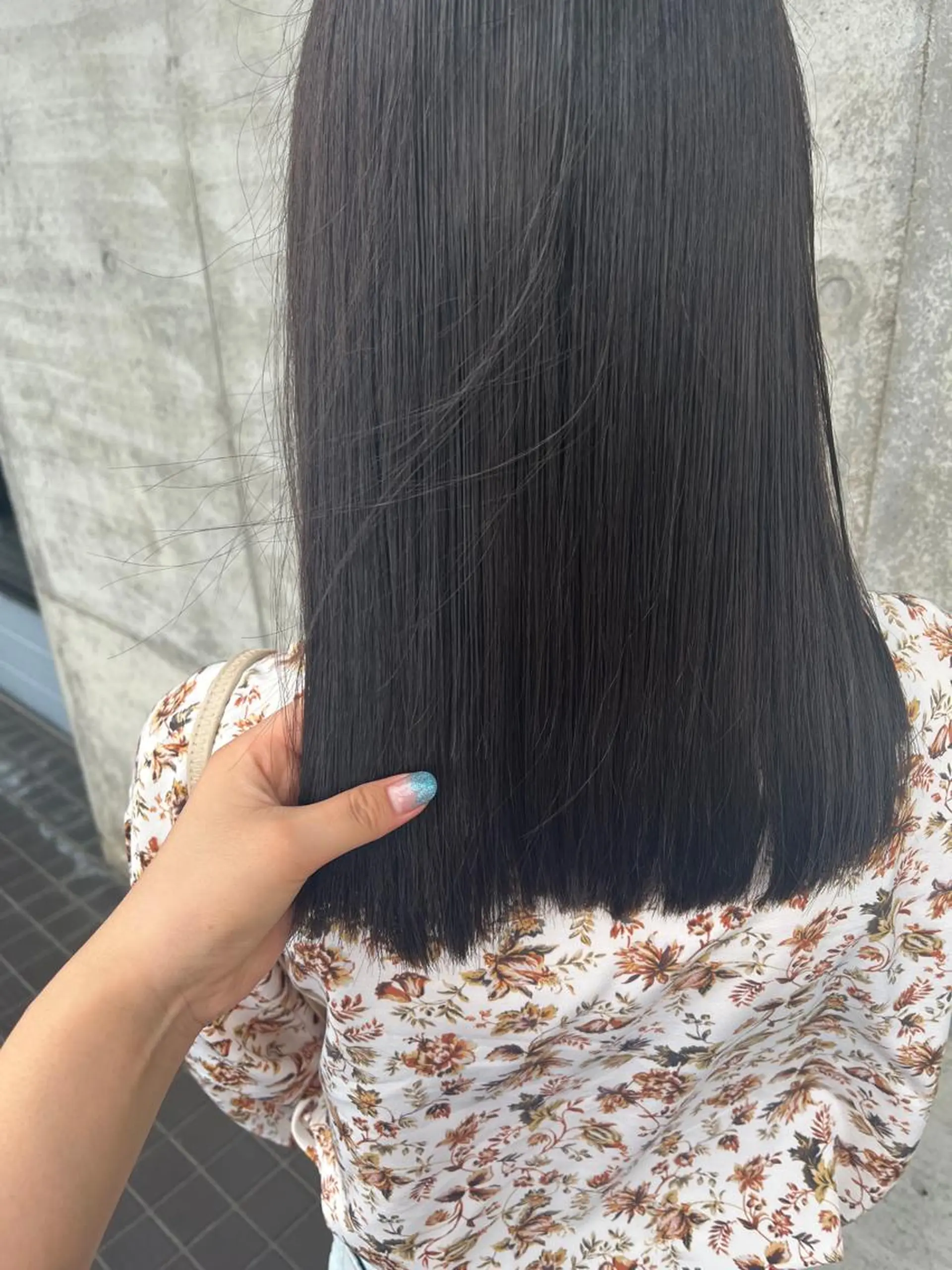 ミディアム alu yuinaのヘアスタイル