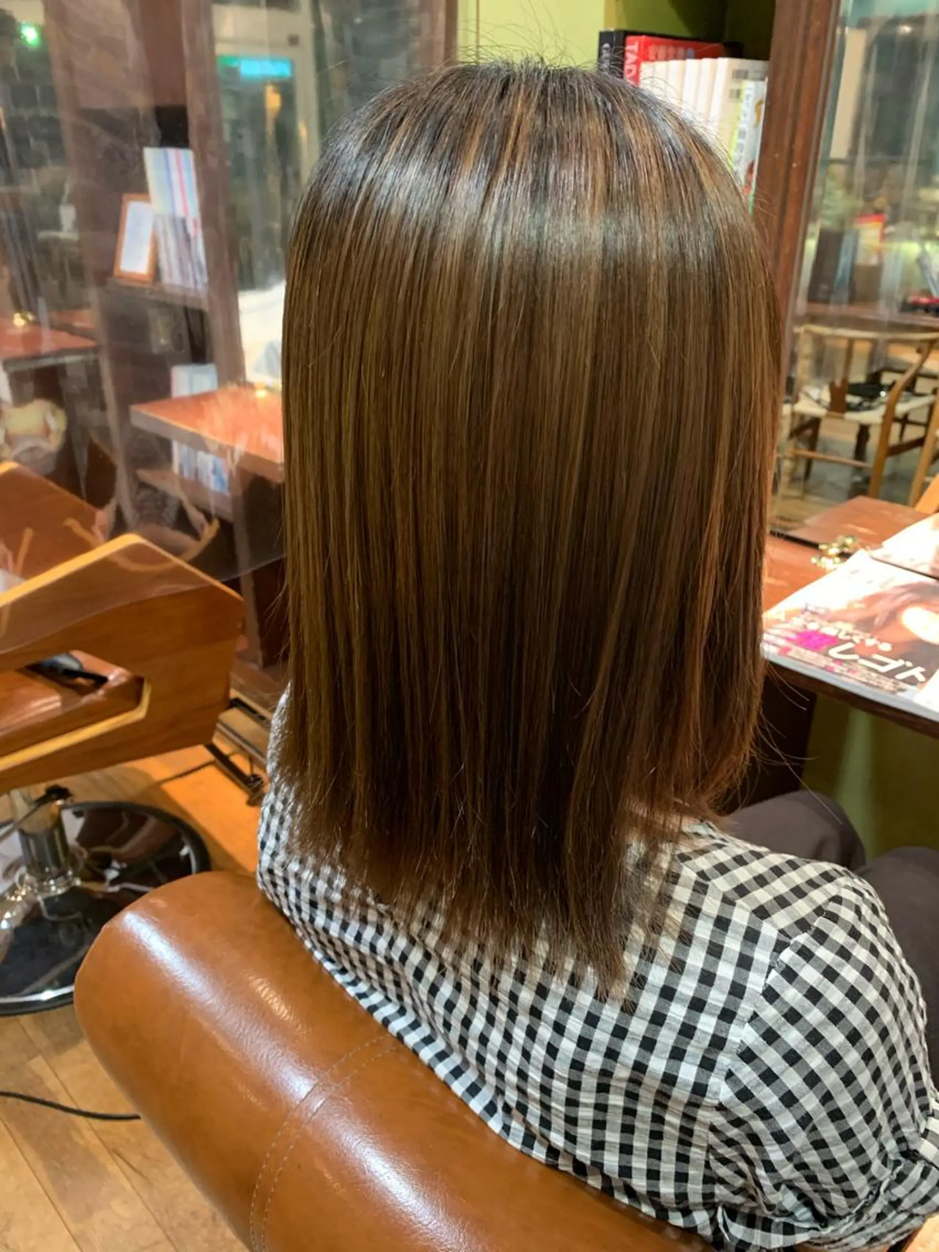 ミディアム カット特化美容師 齋藤桐のヘアスタイル