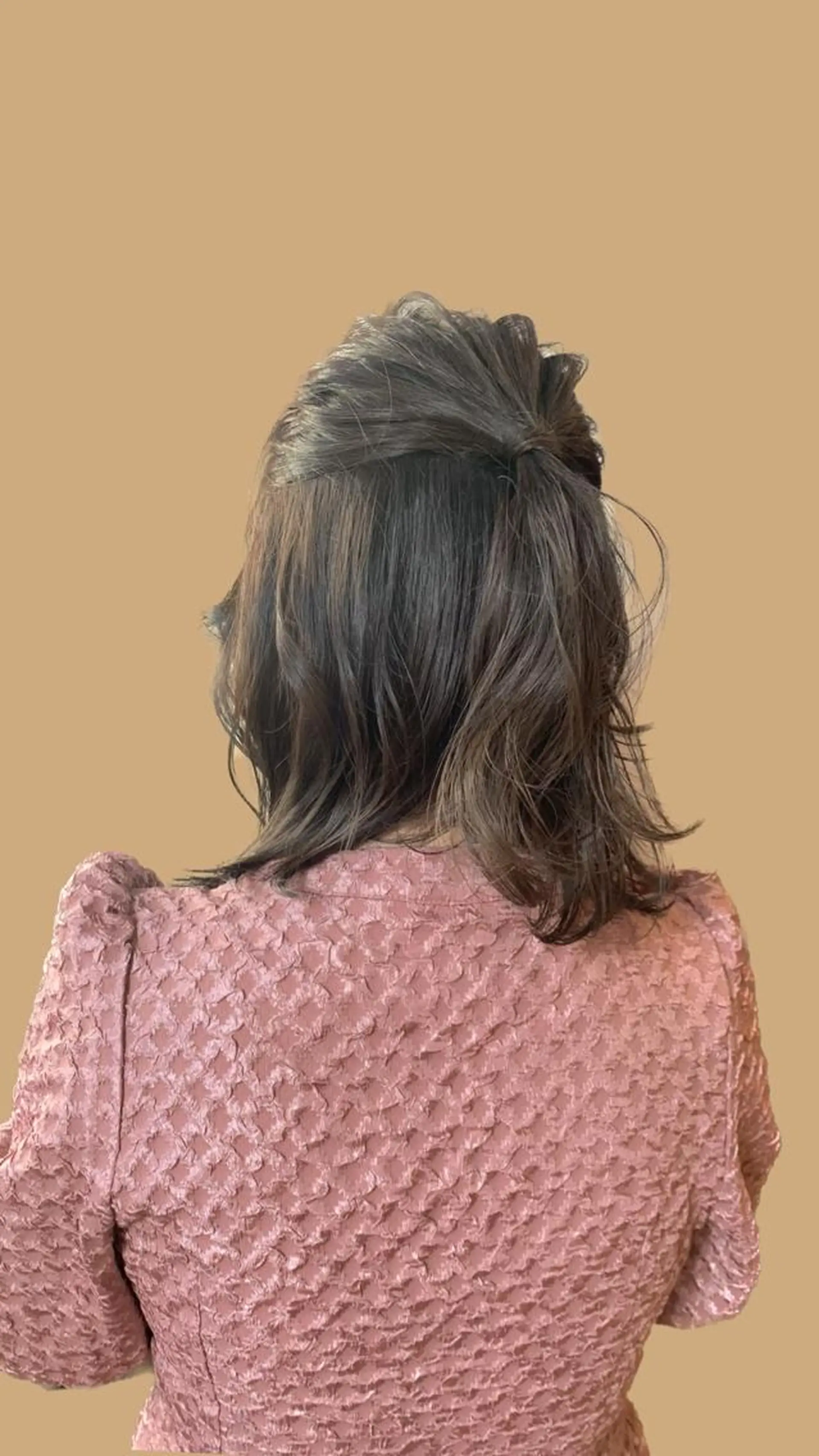 セミロング カラー ヘアアレンジ カット ヘアカラー SAKINO． ベージュカラーのヘアスタイル