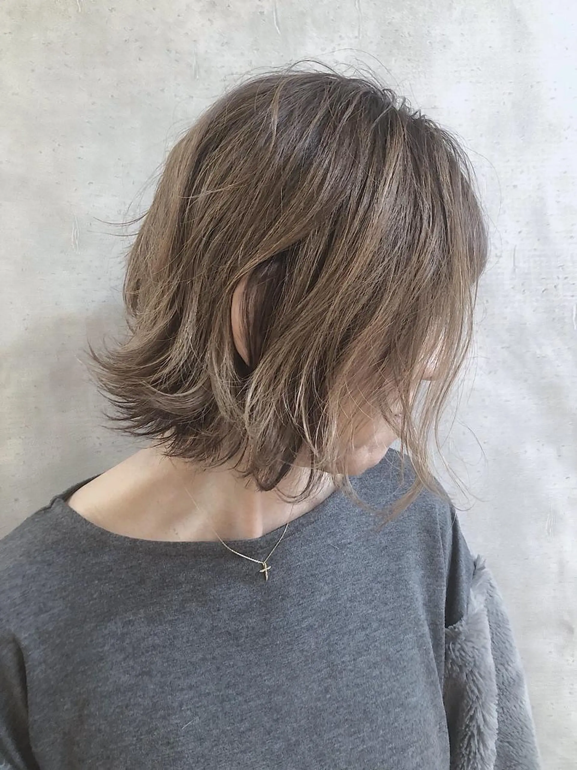 ショート カラー アディクシーカラー ブリーチ ケアブリーチ ダブルカラー ハイライトカラー MOU namba ムウナンバのヘアスタイル
