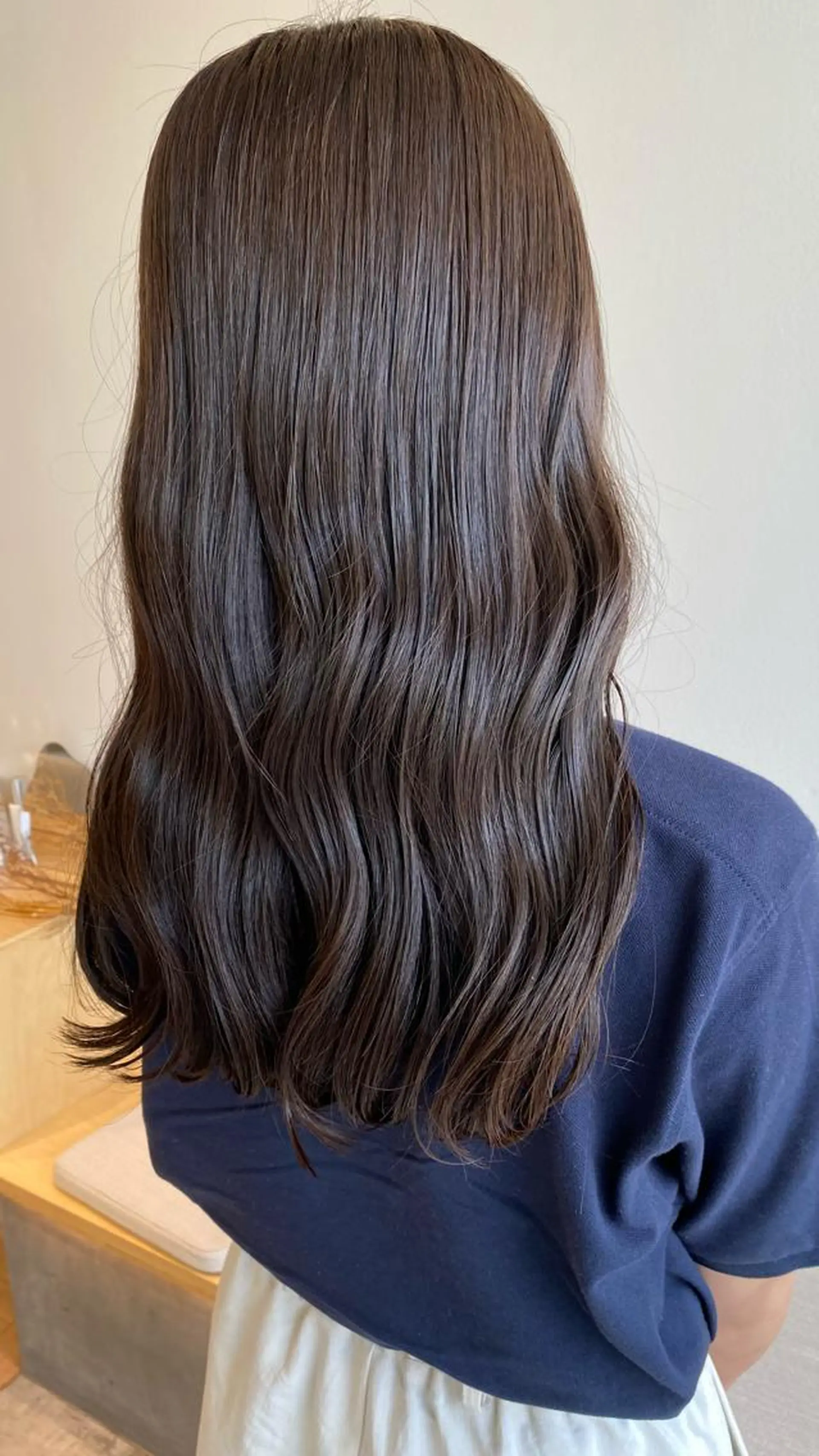 ロング カラー グレージュ 韓国風ヘア ロング カット ヘアカラー トリートメント 樋口 雄稀のヘアスタイル