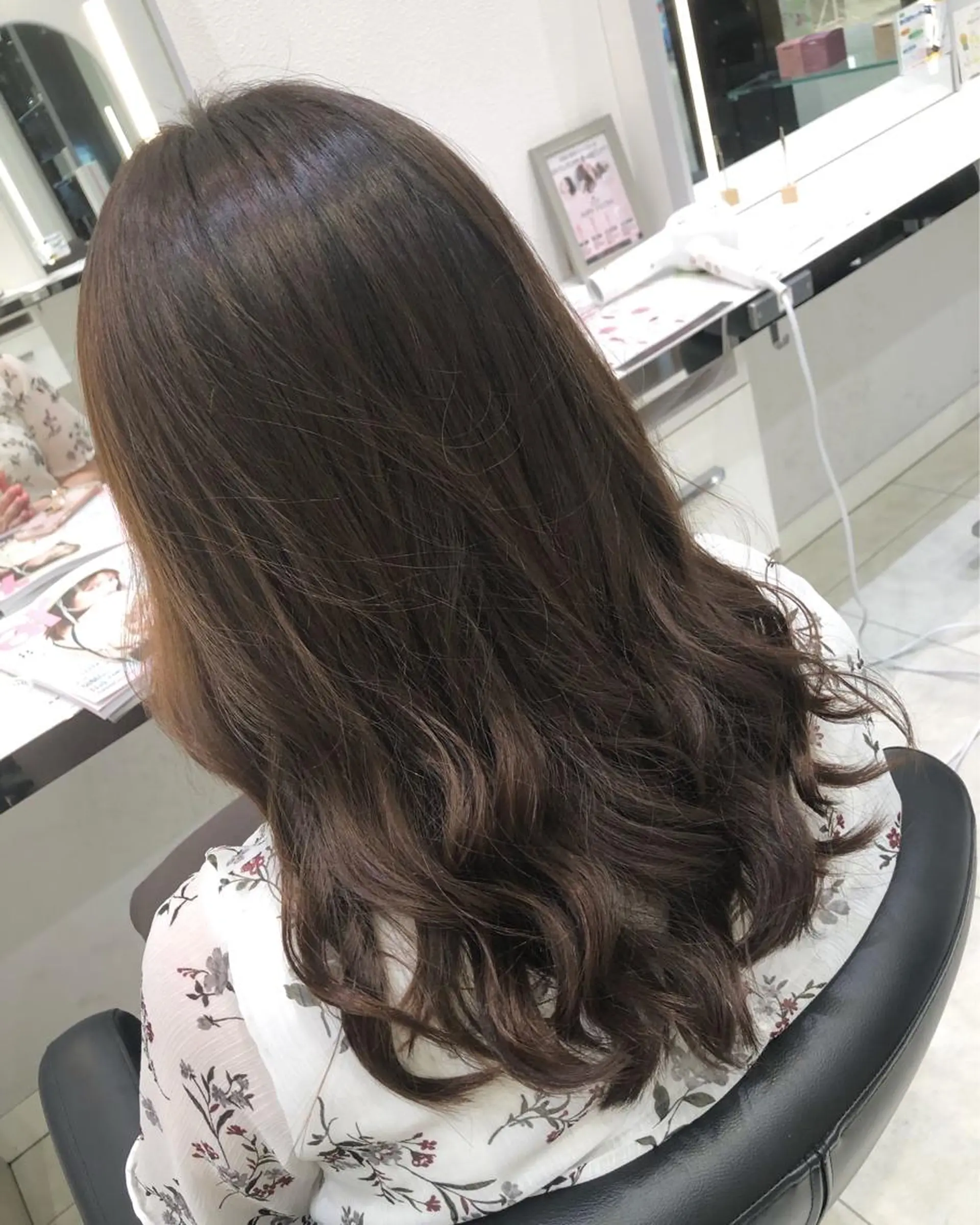 セミロング 岸 保奈美のヘアスタイル