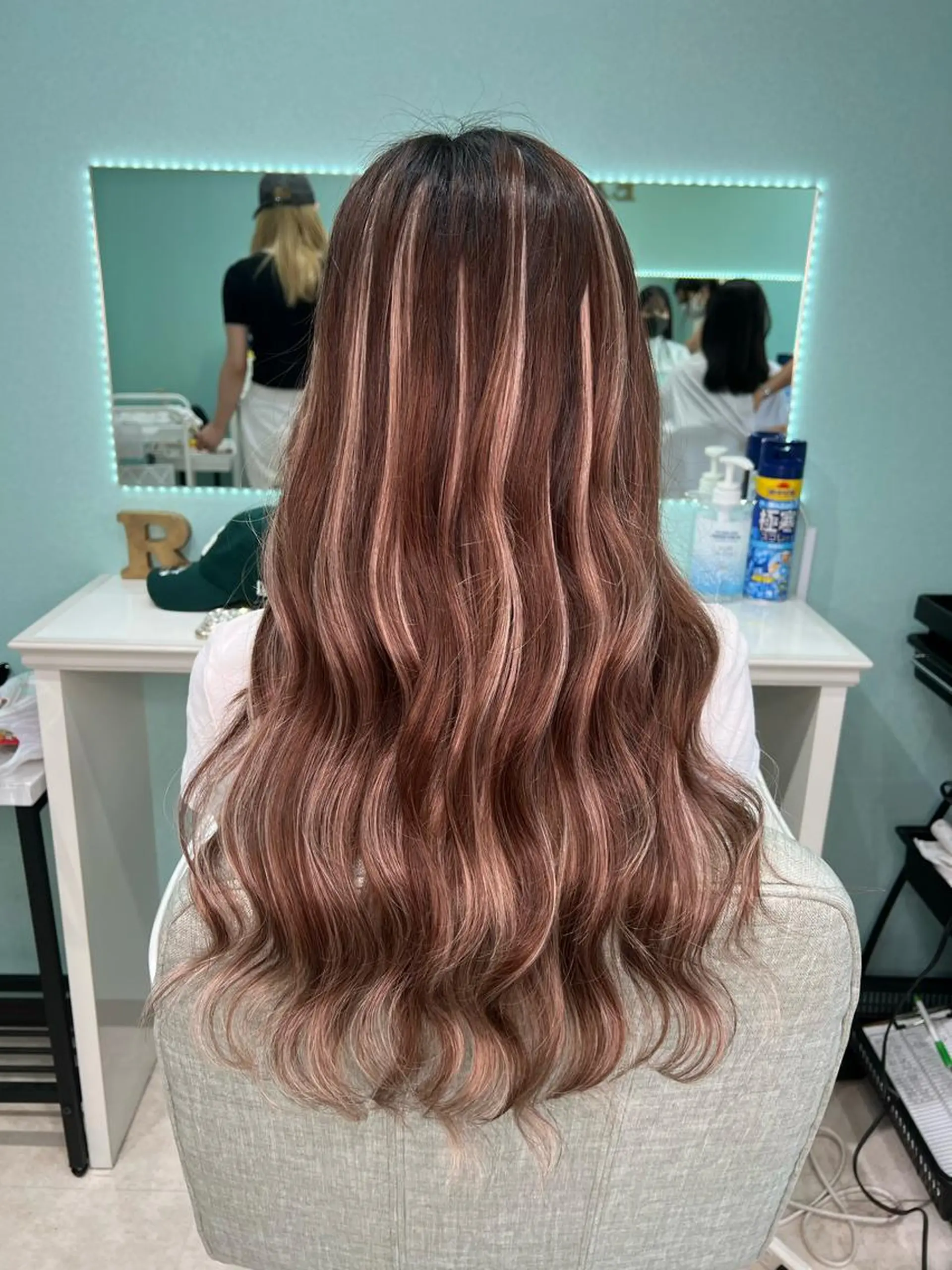 ロング eye エクステ専門店Rのヘアスタイル