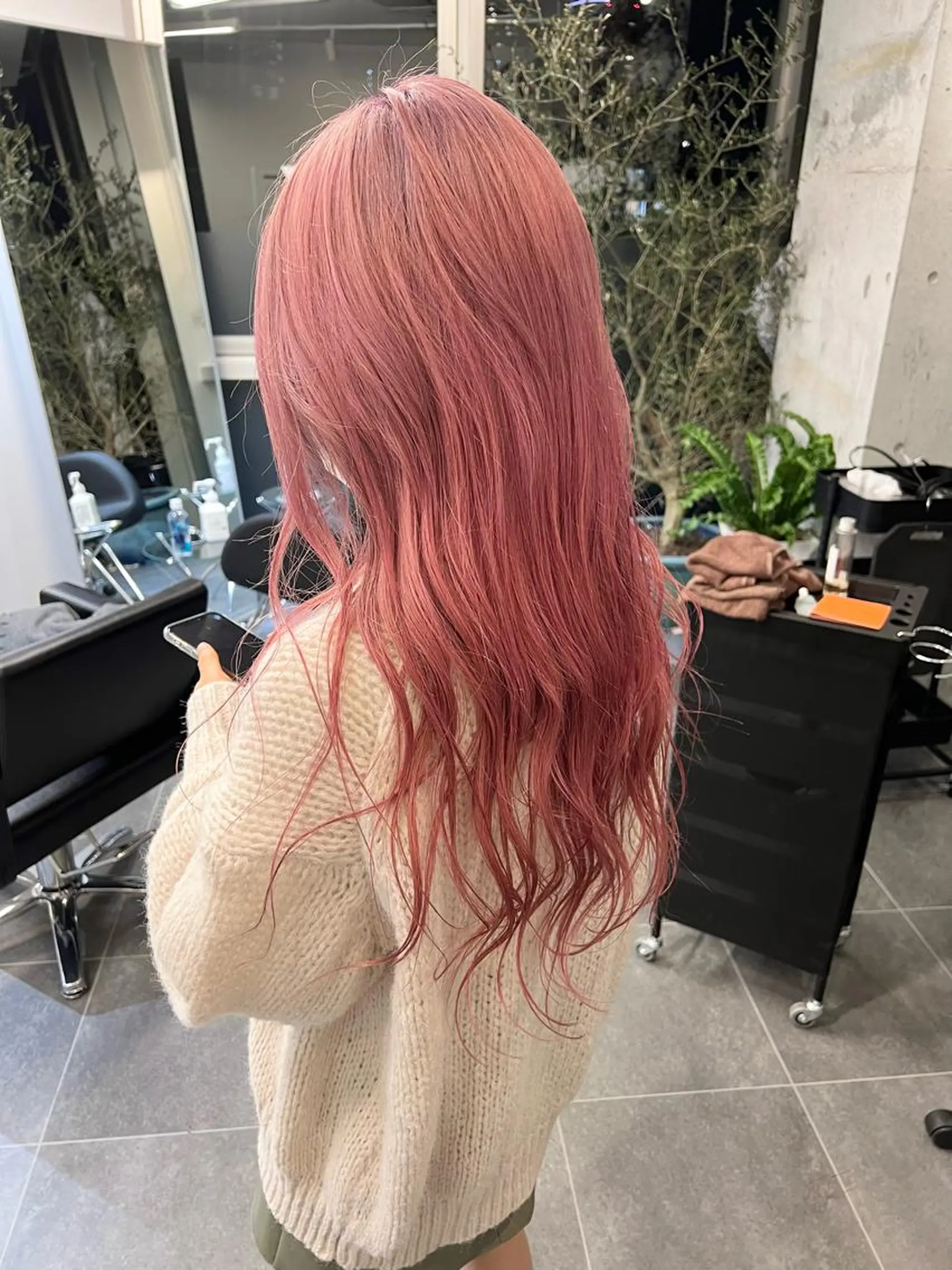 ロング カラー ピンクカラー シアーピンク ロング ❇️メンズ特化❇️ 表参道、南青山のヘアスタイル