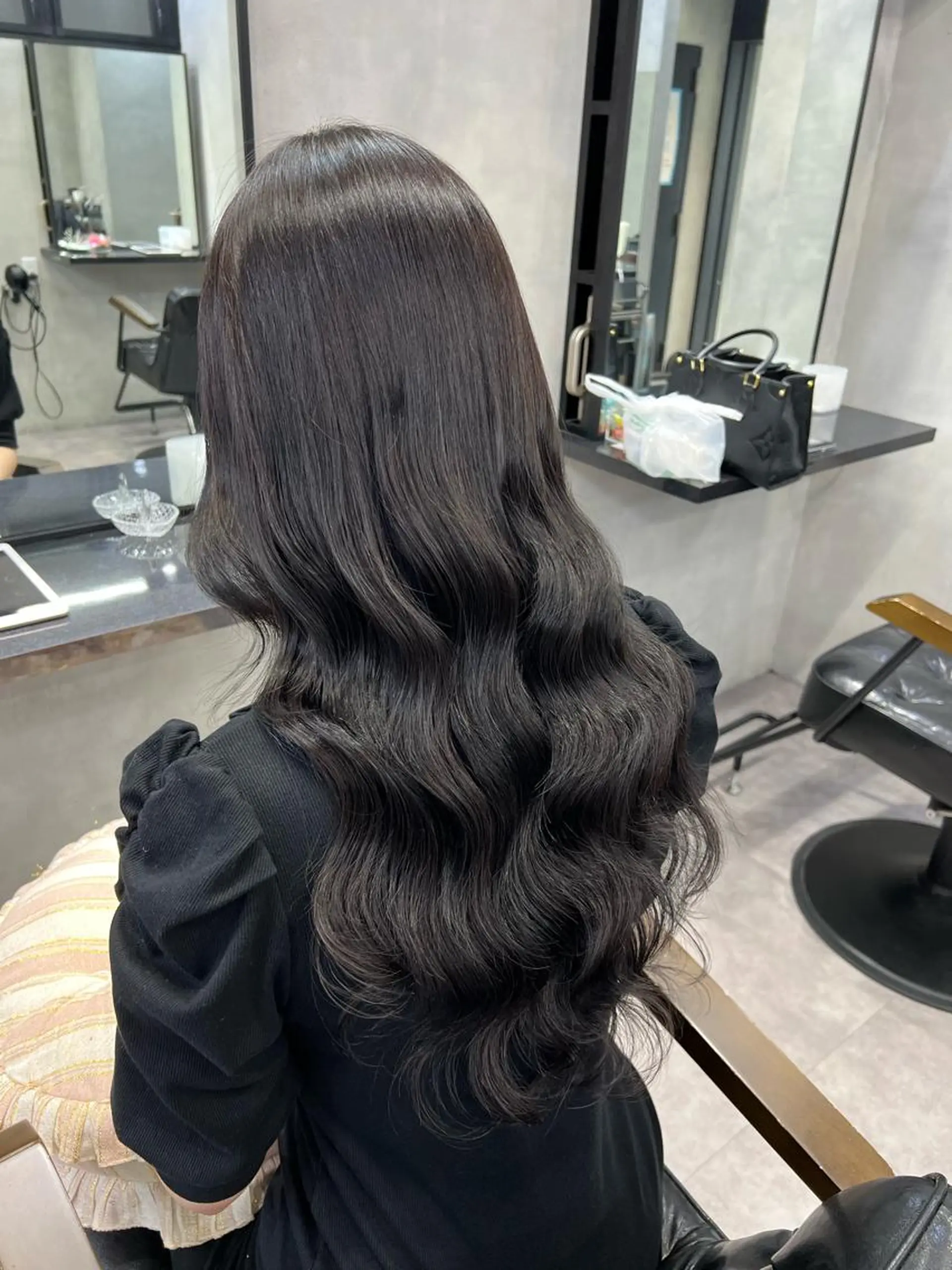 ロング カラー ヘアアレンジ シールエクステ アッシュ バレイヤージュ ベージュカラー ブリーチ カット エクステ ar+ ❤︎ maiのヘアスタイル