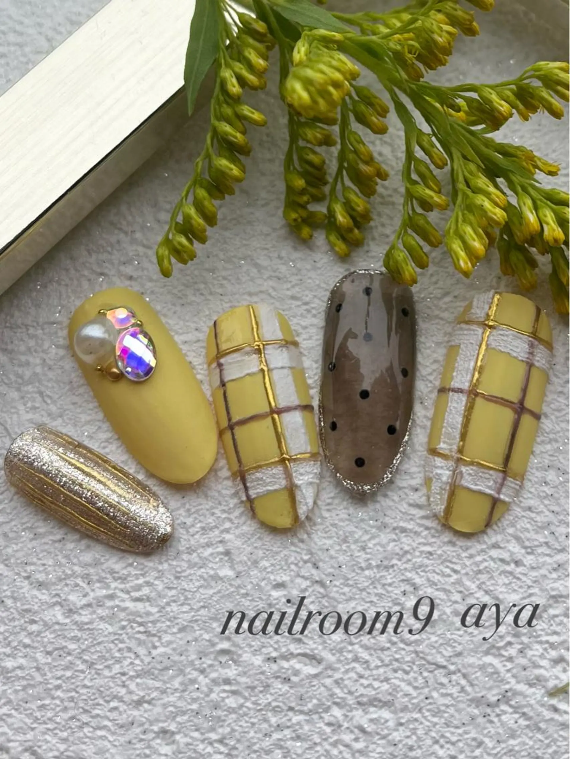 ネイル ハンドネイル nail room9 ☺︎のネイルデザイン