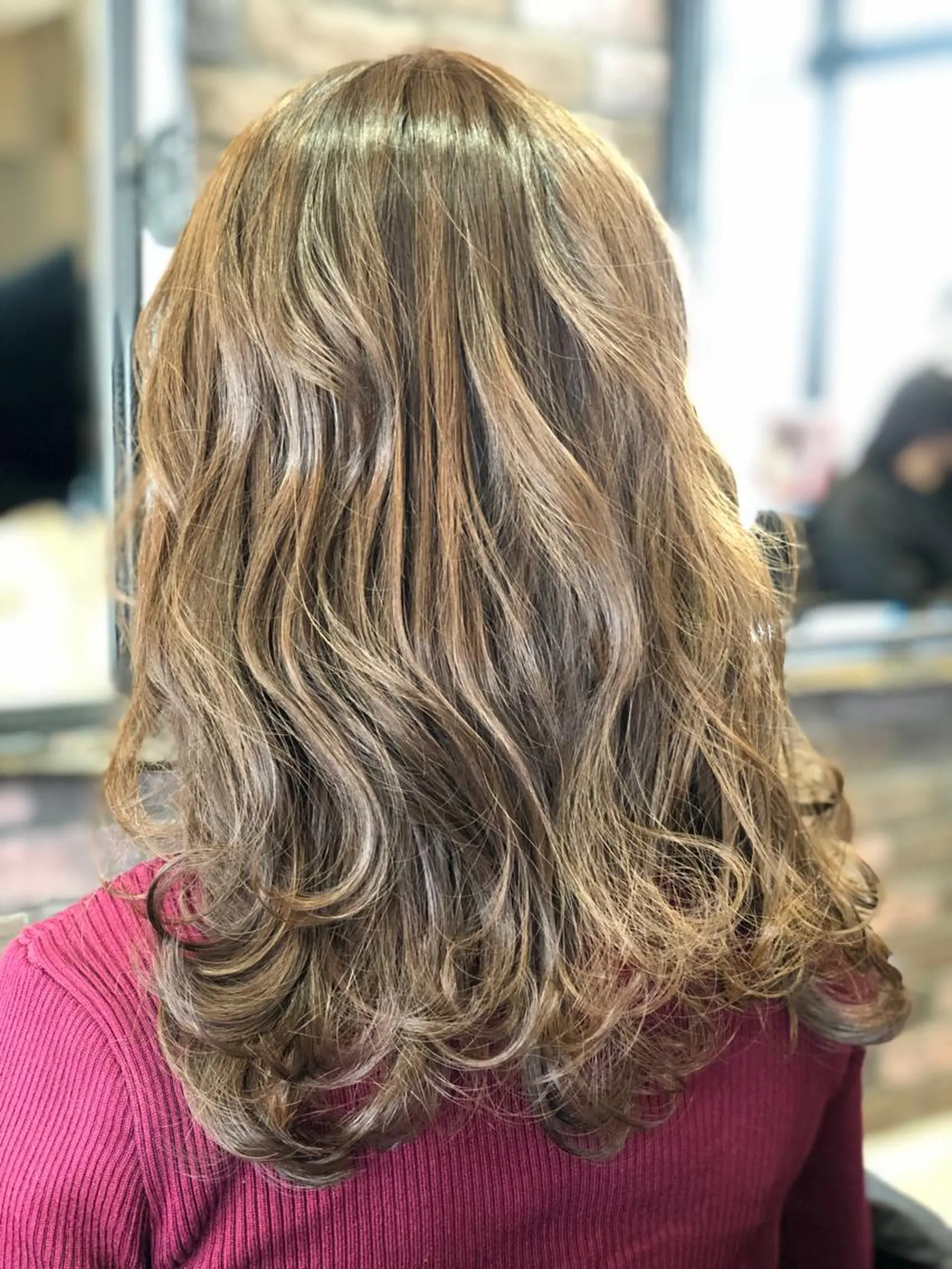 セミロング カラー パーマ ヘアカラー トリートメント 松尾謙佑【ハイライト LEDエクステ】のヘアスタイル