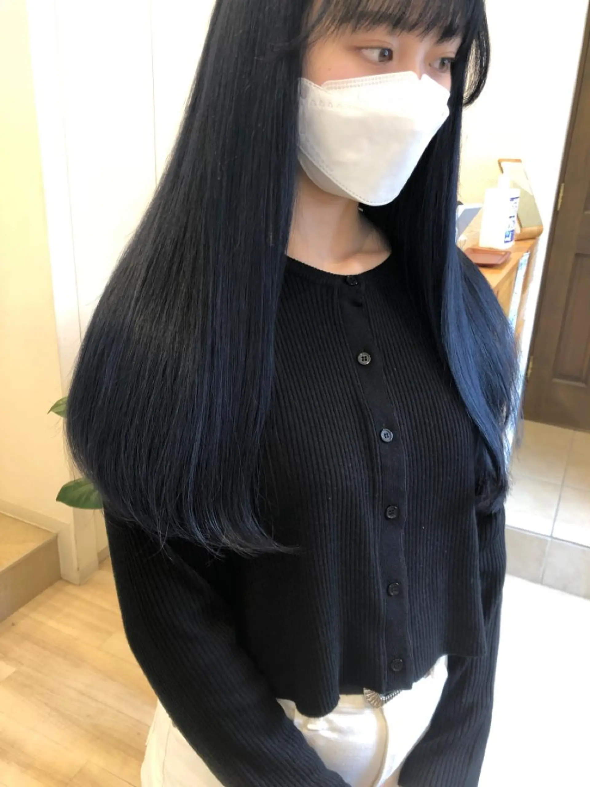 ロング カラー パーマ ヘアアレンジ ネイビーカラー カット ヘアカラー トリートメント 【ツヤ髪美容師】 ツダケイスケのヘアスタイル