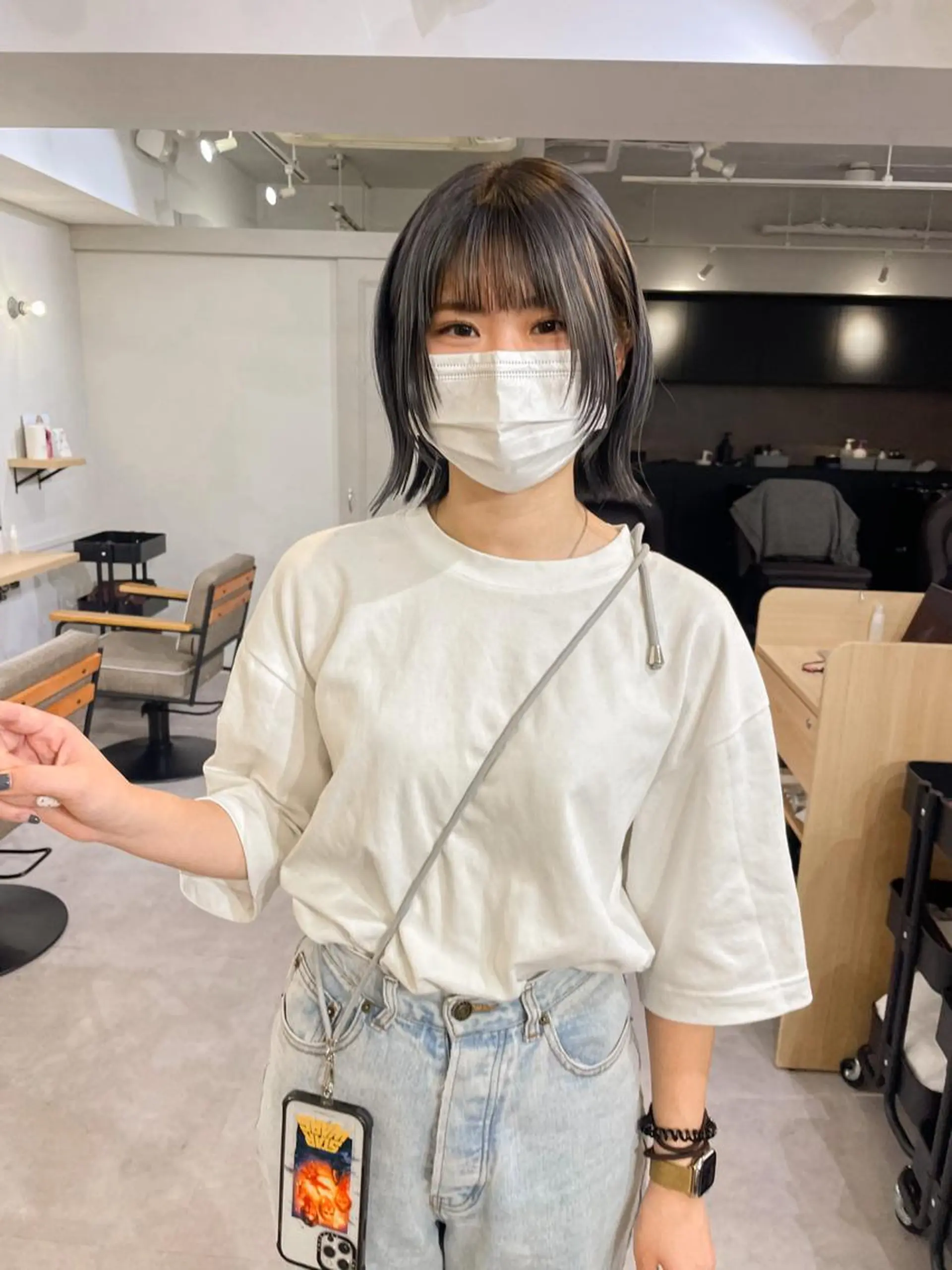 ショート カラー ショート　ボブ メンズ　パーマのヘアスタイル