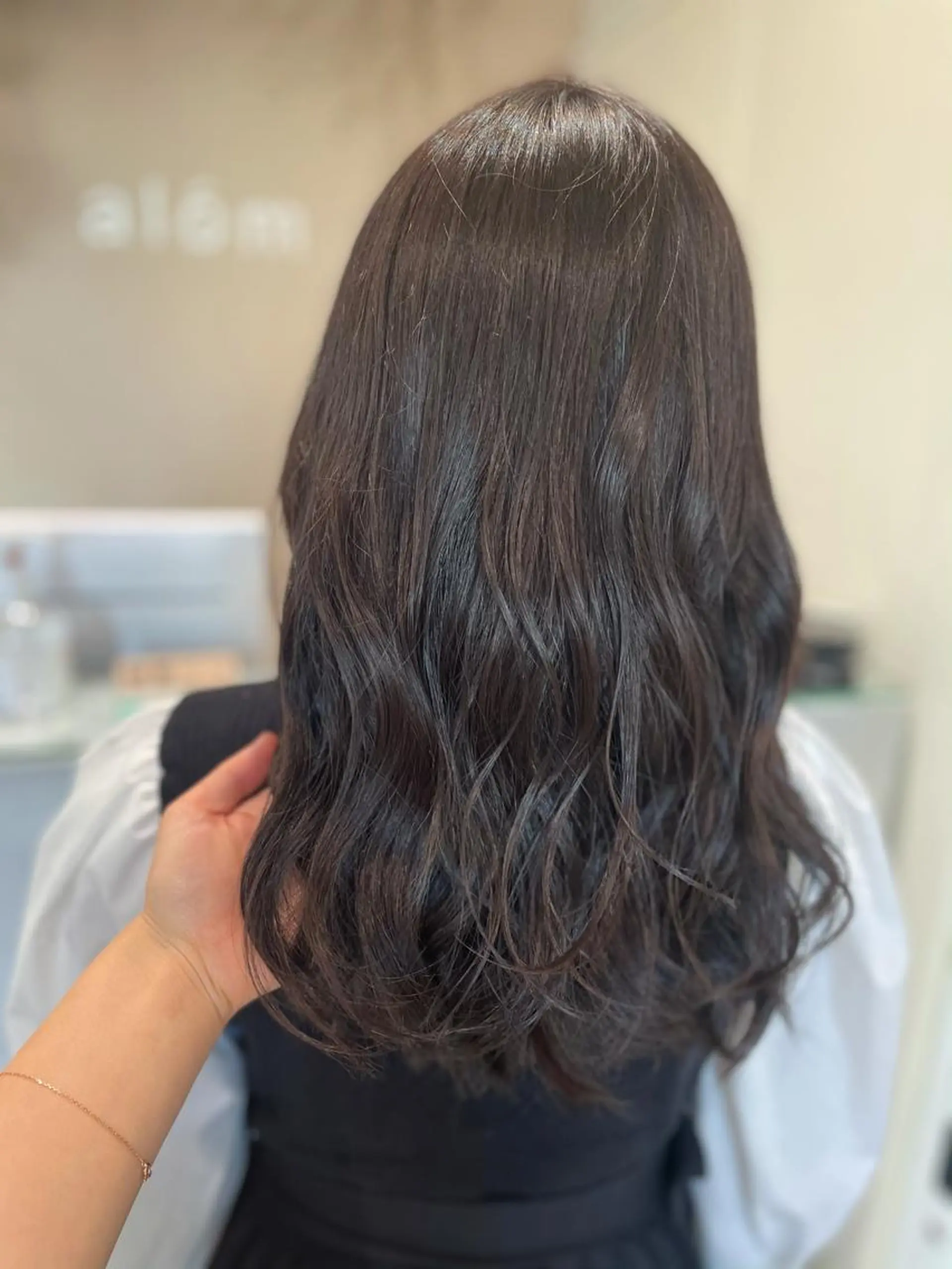 セミロング カラー グレージュ 学生 ヘアカラー ボブ/インナーカラー /眉毛/Miyuのヘアスタイル