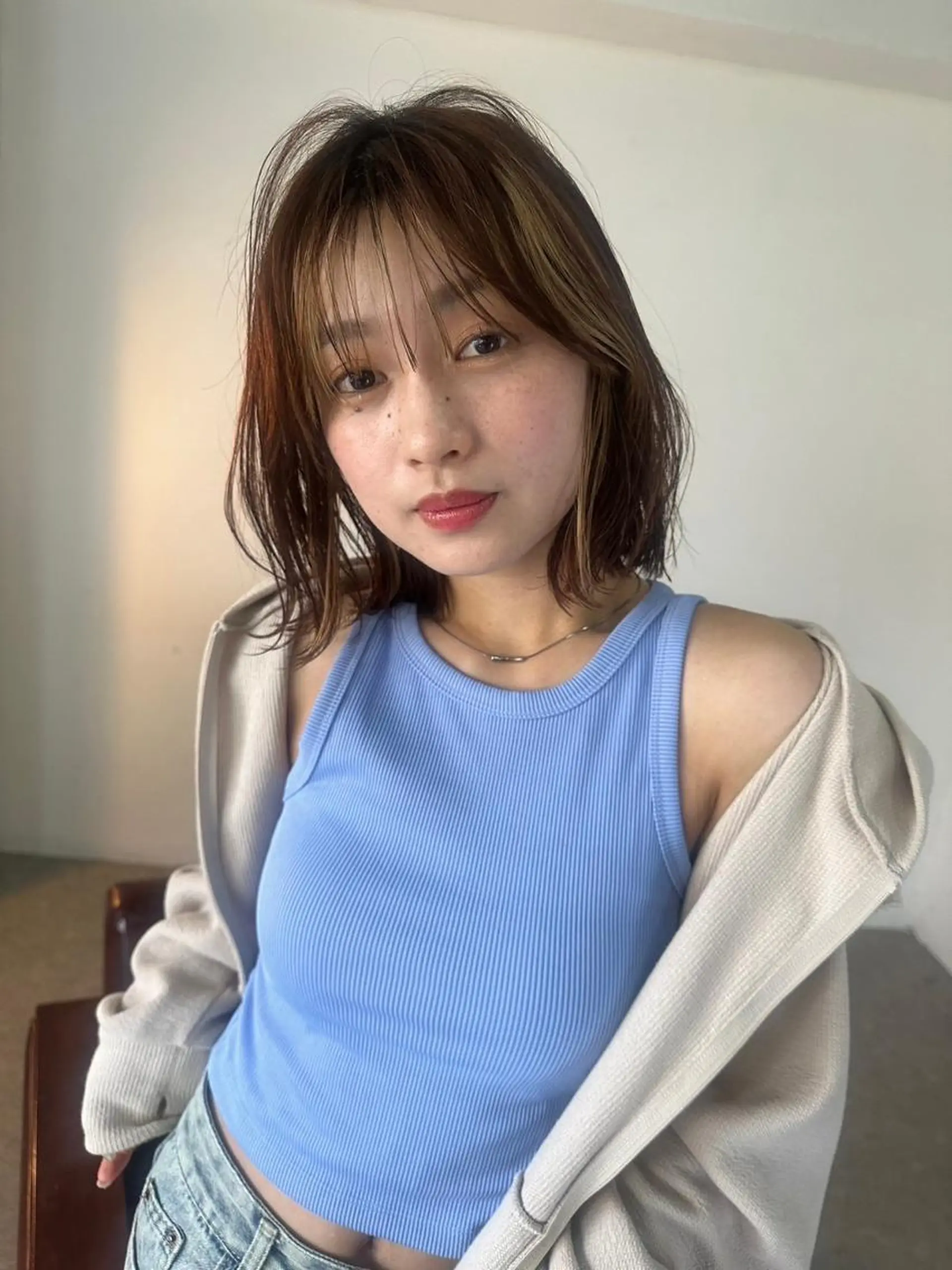 ミディアム 外国人風カラー ハイライト 髪質改善 似合わせカット トリートメント カット ヘアカラー トリートメント BUCKS【天王寺】 バックス【駅30秒】のヘアスタイル