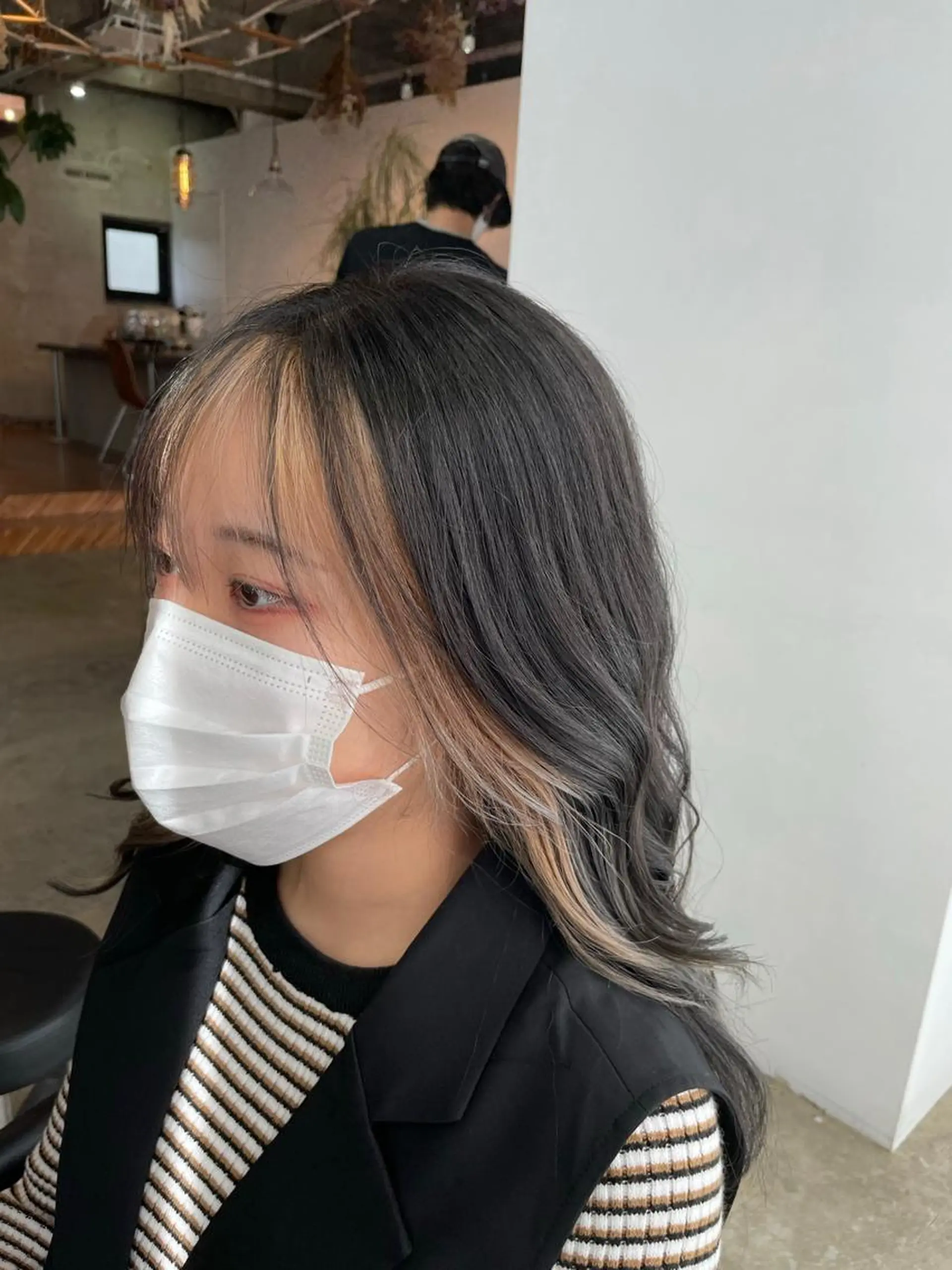 ミディアム カラー 山下 皐介のヘアスタイル