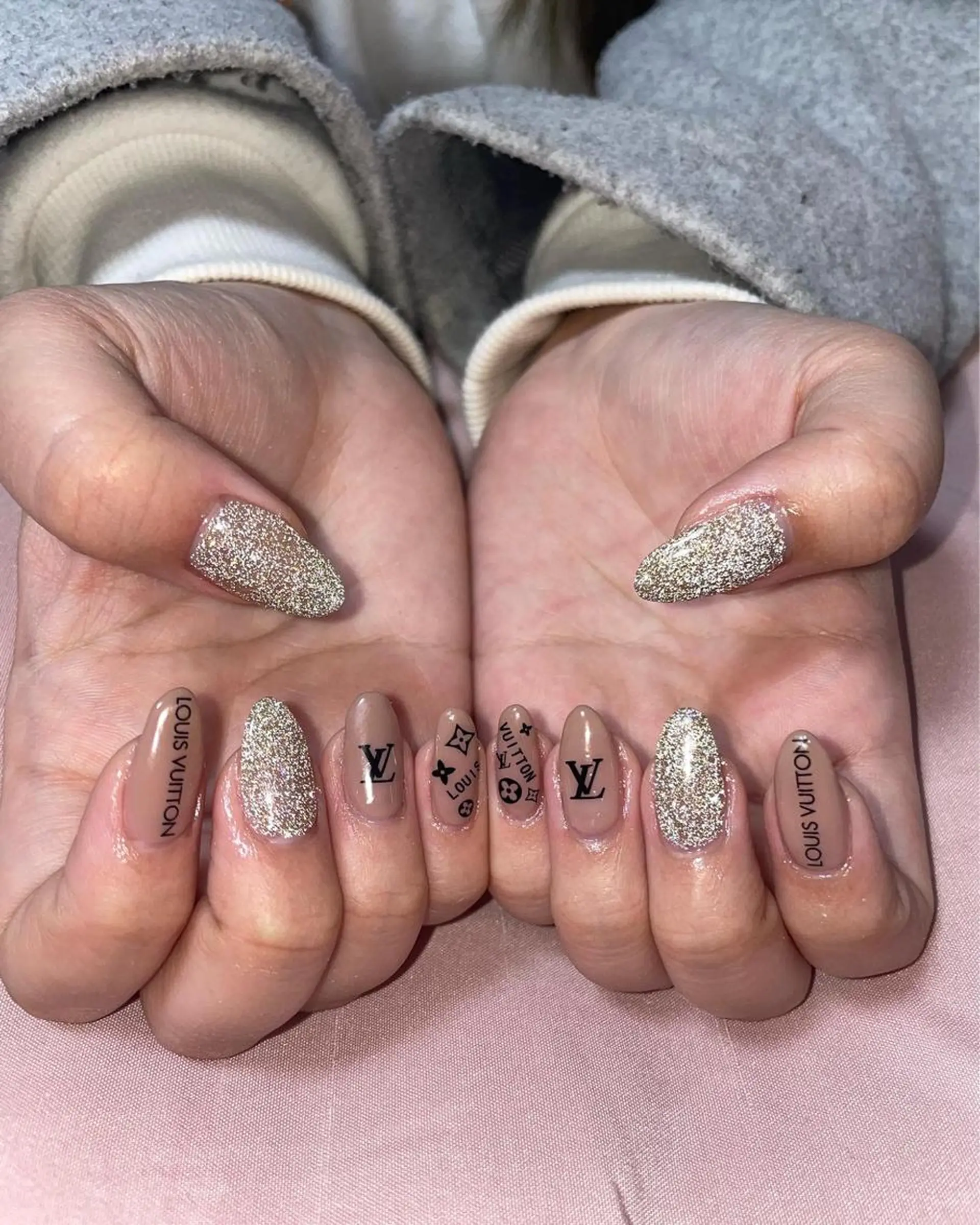 ネイル フラッシュネイル ハンドネイル フットネイル nailsalon momoのネイルデザイン