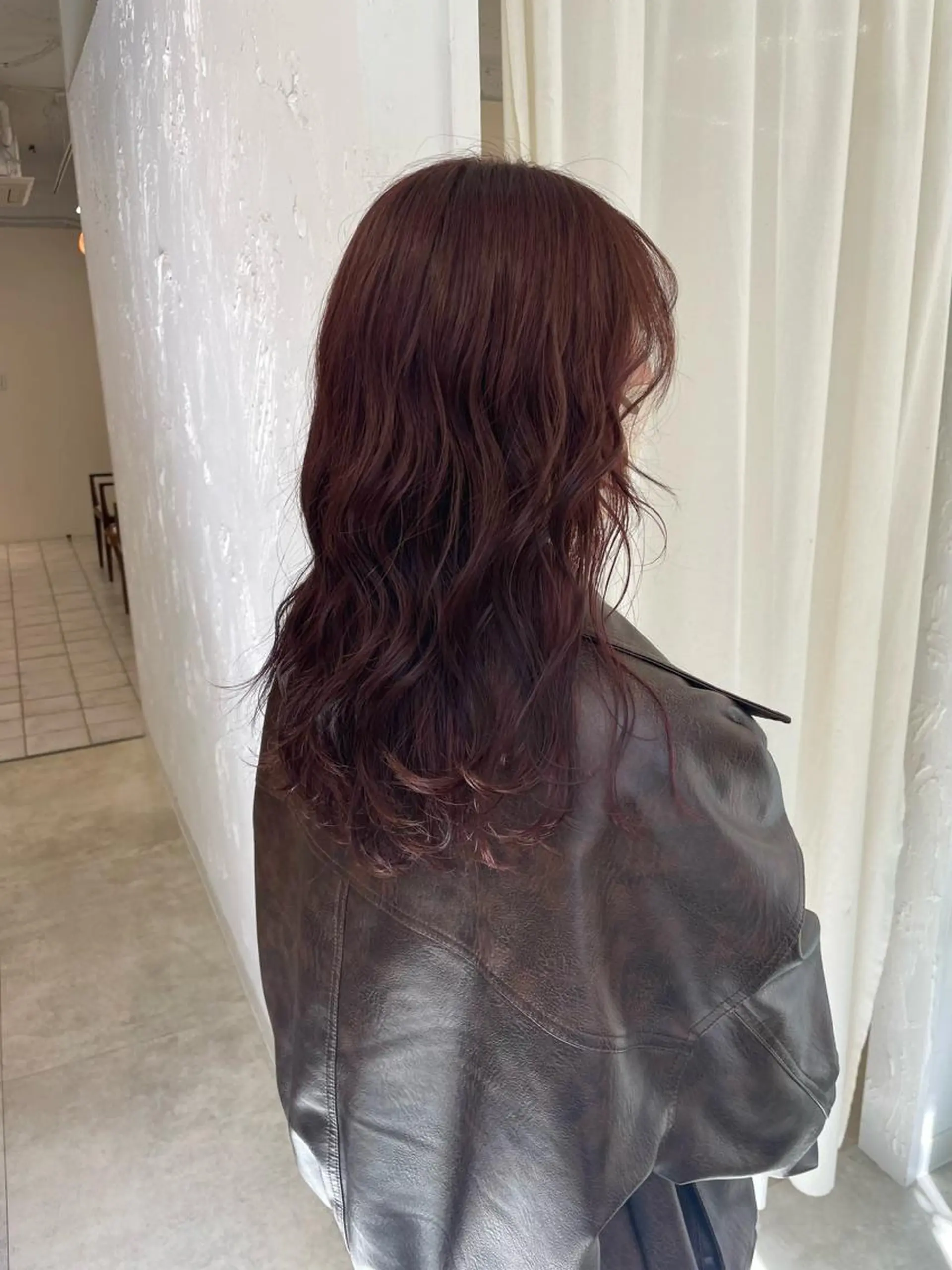 セミロング カラー カシス ヘアカラー puf/ rinaのヘアスタイル