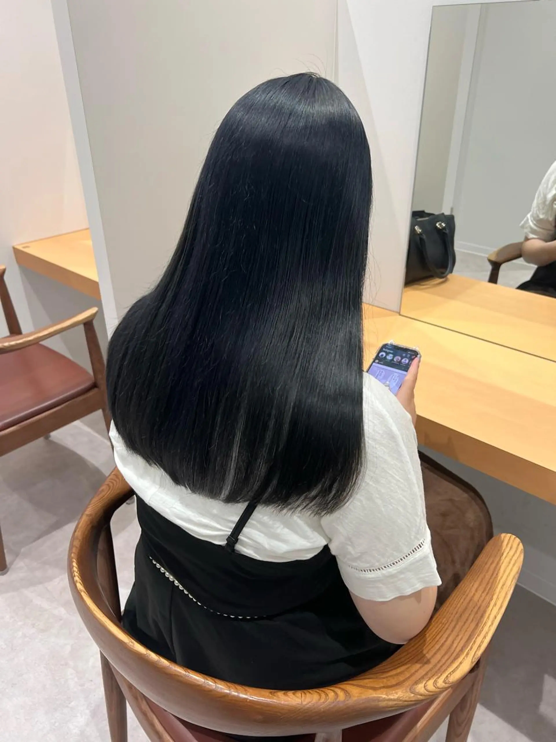 ロング カラー 黒髪 ブルーカラー ブルーブラック マツエクモデル無料 marry 池袋秦のマツエク・マツパデザイン