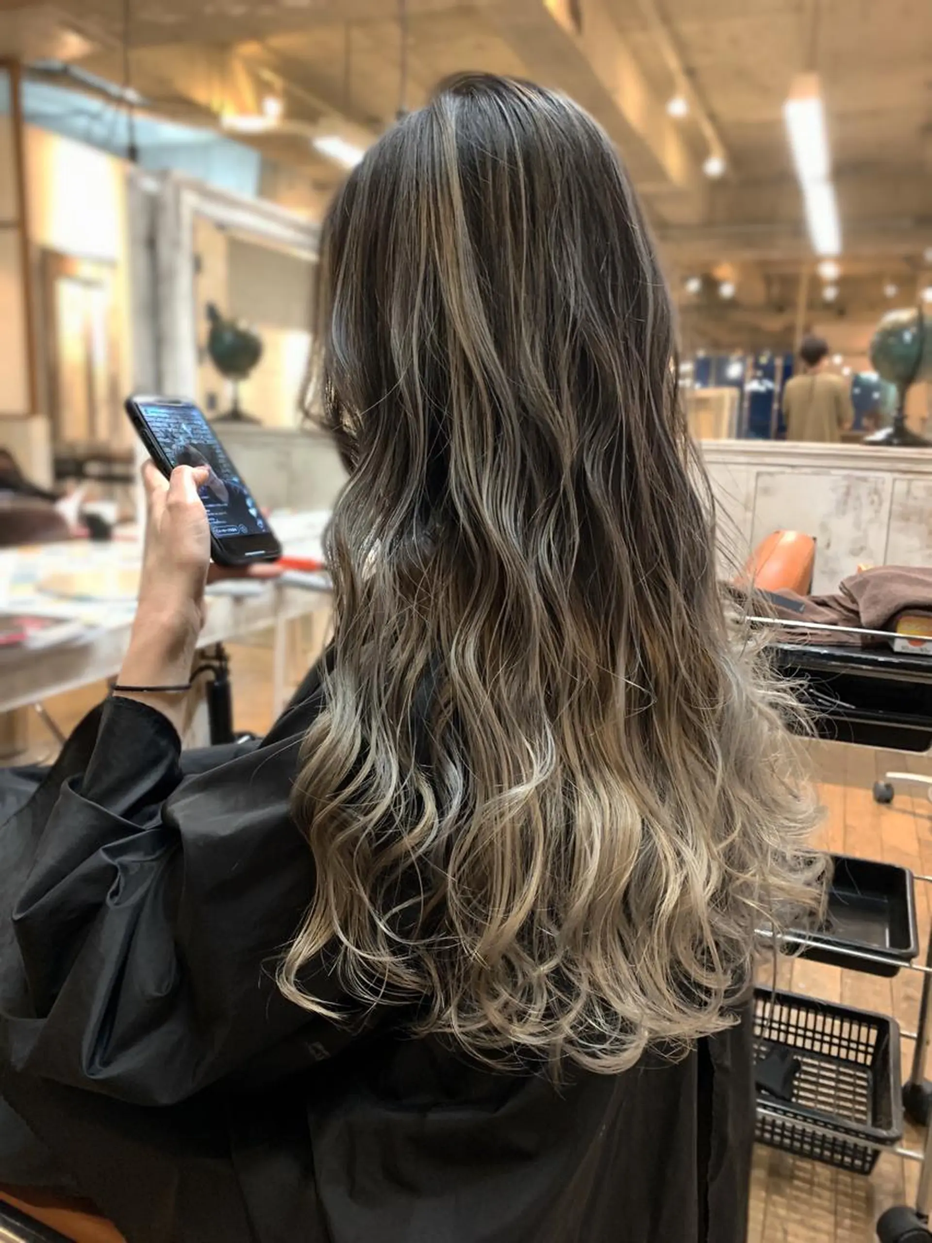 カラー バレイヤージュ Beyond（kitaro）所属・石井辰功也 フリーランス美容師のヘアスタイル