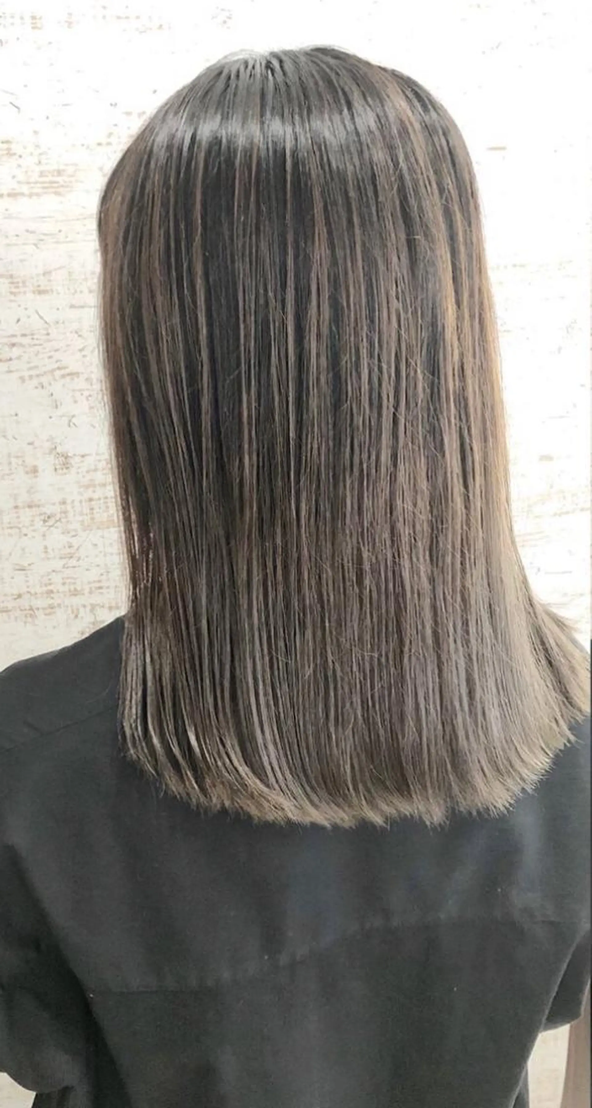 セミロング カラー ケアブリーチ /髪質 改善/古橋圭史郎のヘアスタイル