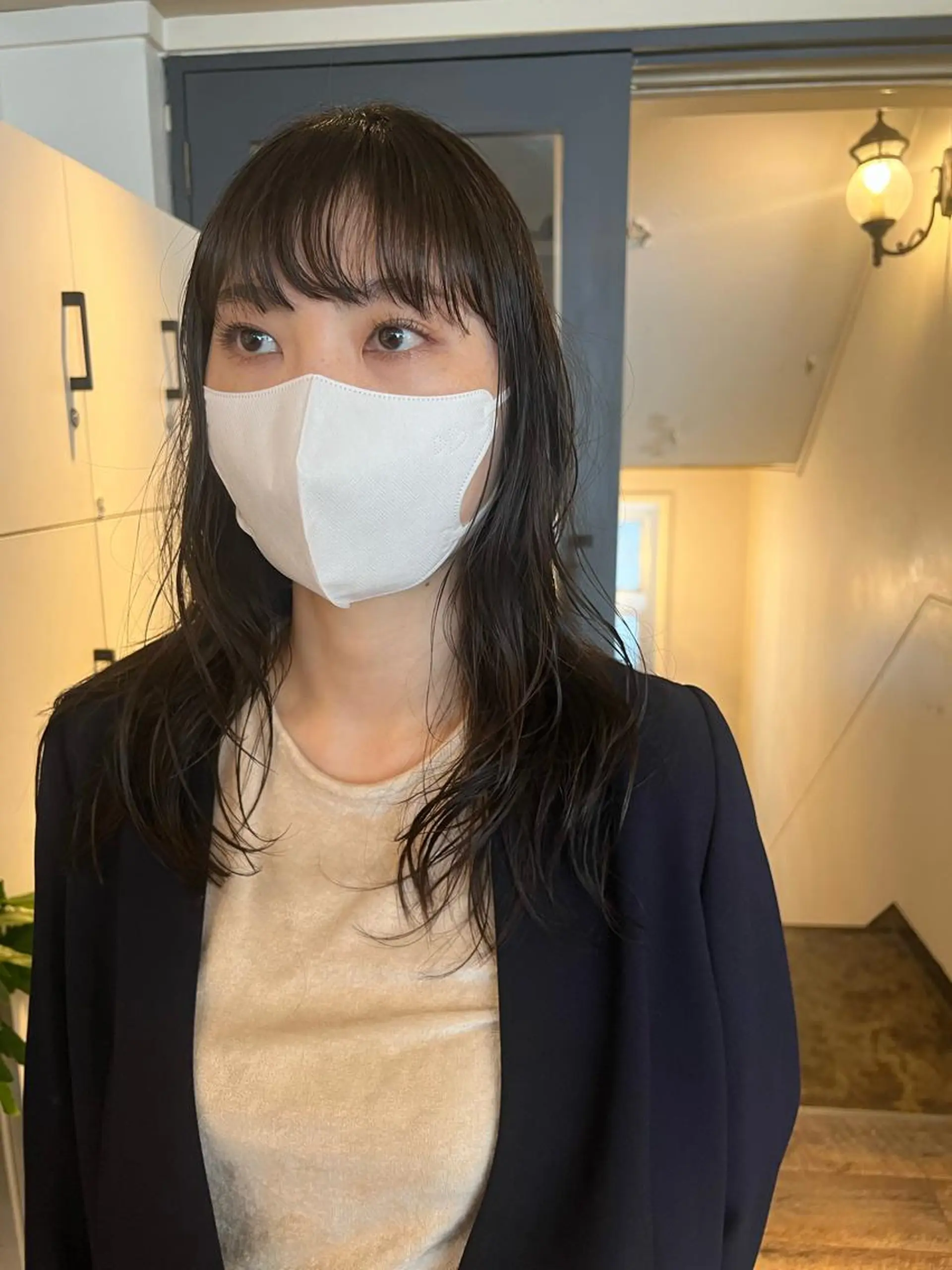 セミロング カラー パーマ ヘアアレンジ メンズ キッズ ネイル マツエク・マツパ アイブロウ ウルフレイヤーカット /チヒロのヘアスタイル