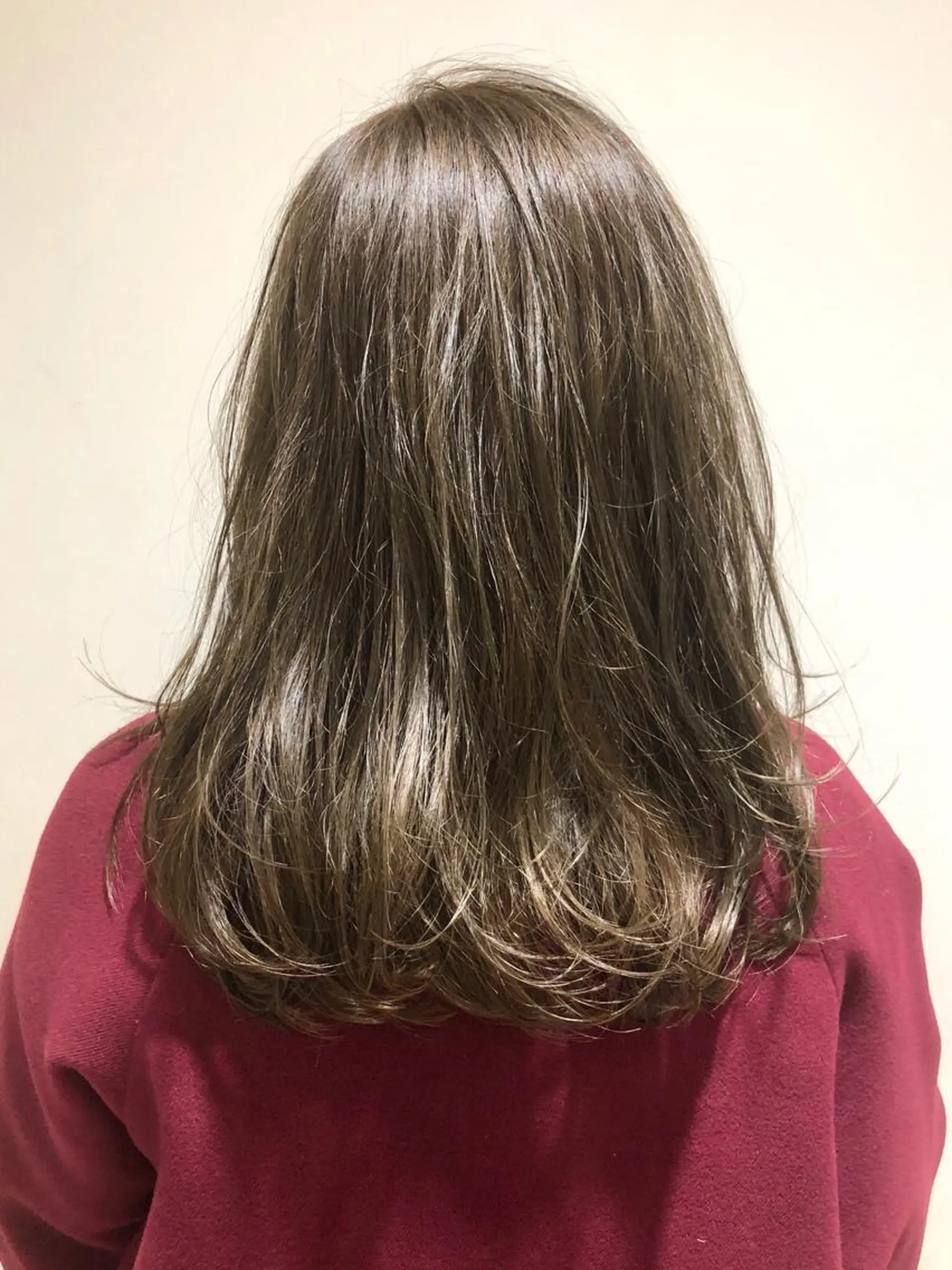 セミロング カラー ベージュカラー ミルクティーベージュ 似合わせ/小顔カット 🔷山方直也のヘアスタイル