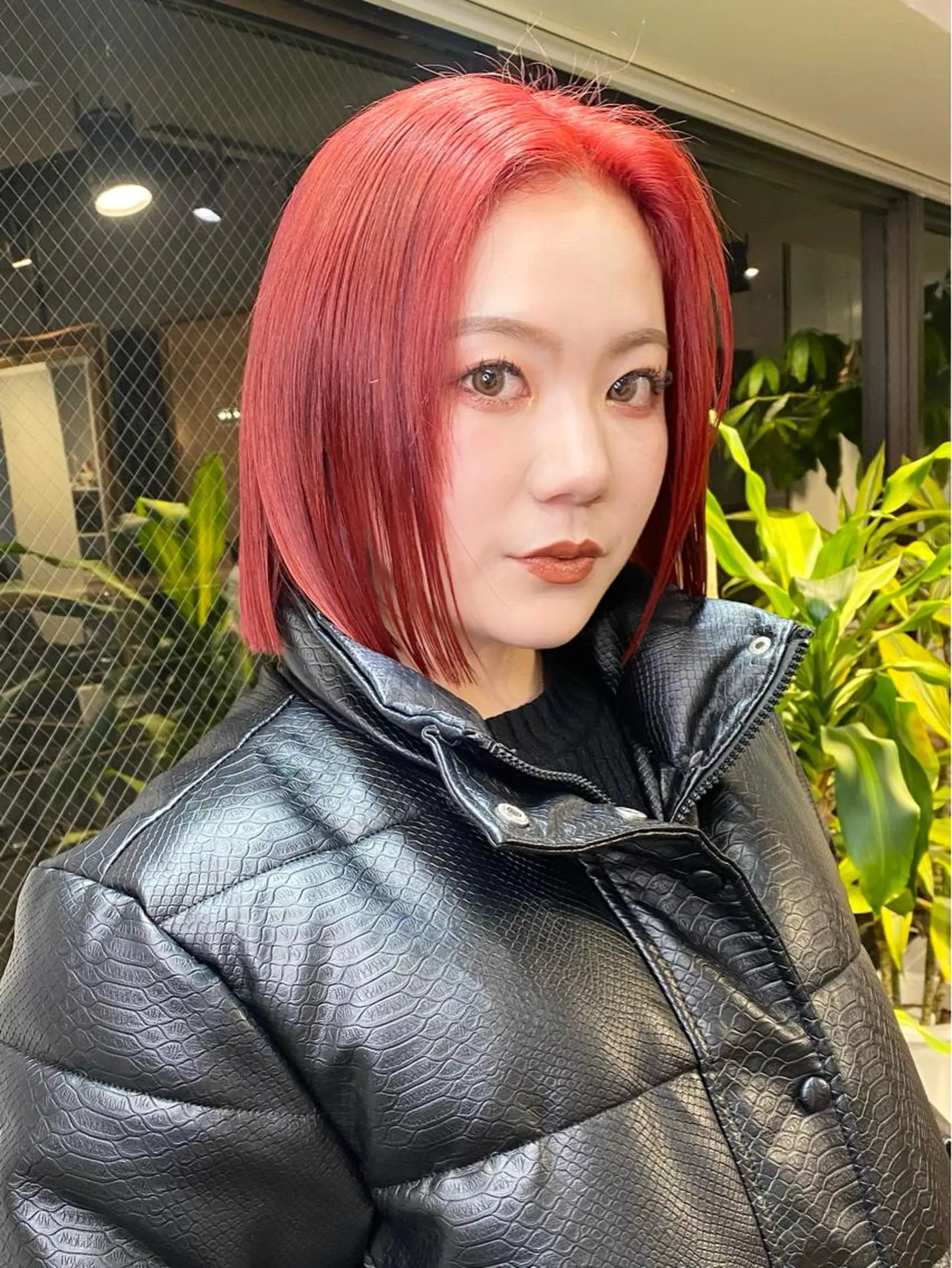 ミディアム カラー ヘアアレンジ カット ヘアカラー トリートメント レイヤーカット×髪質 改善🇰🇷シオリのヘアスタイル