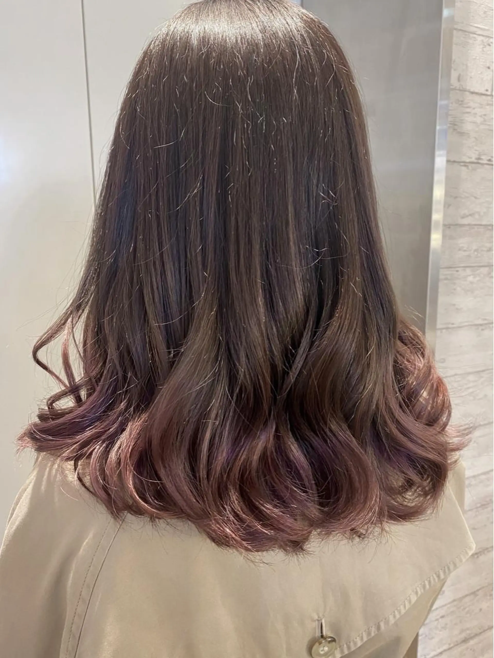 セミロング カラー MANAMI 🥀ウルフカットのヘアスタイル