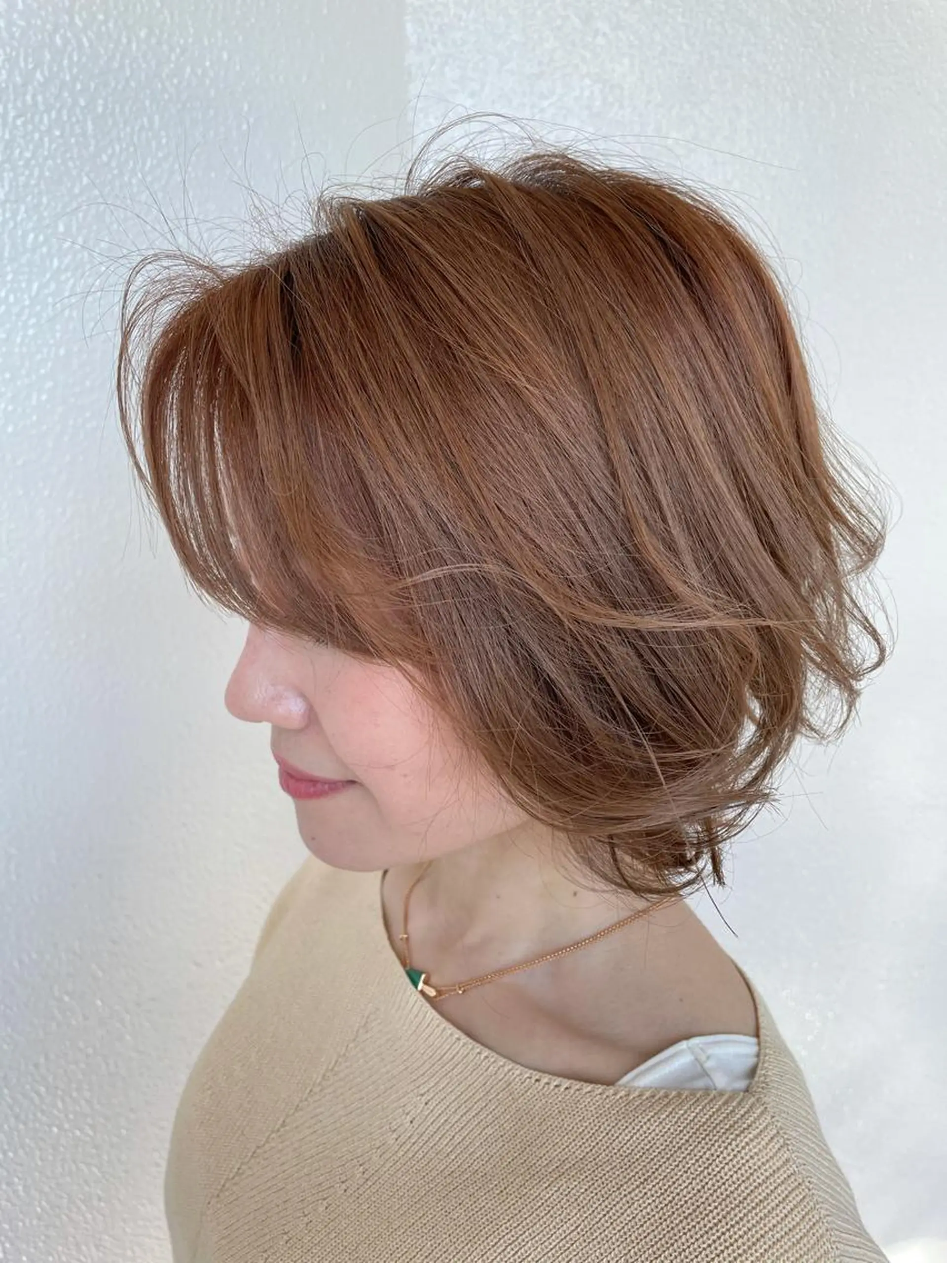 ショート カラー ベージュカラー ハイトーンカラー ミルクティーベージュ ボブ 大嶋 宏隆のヘアスタイル