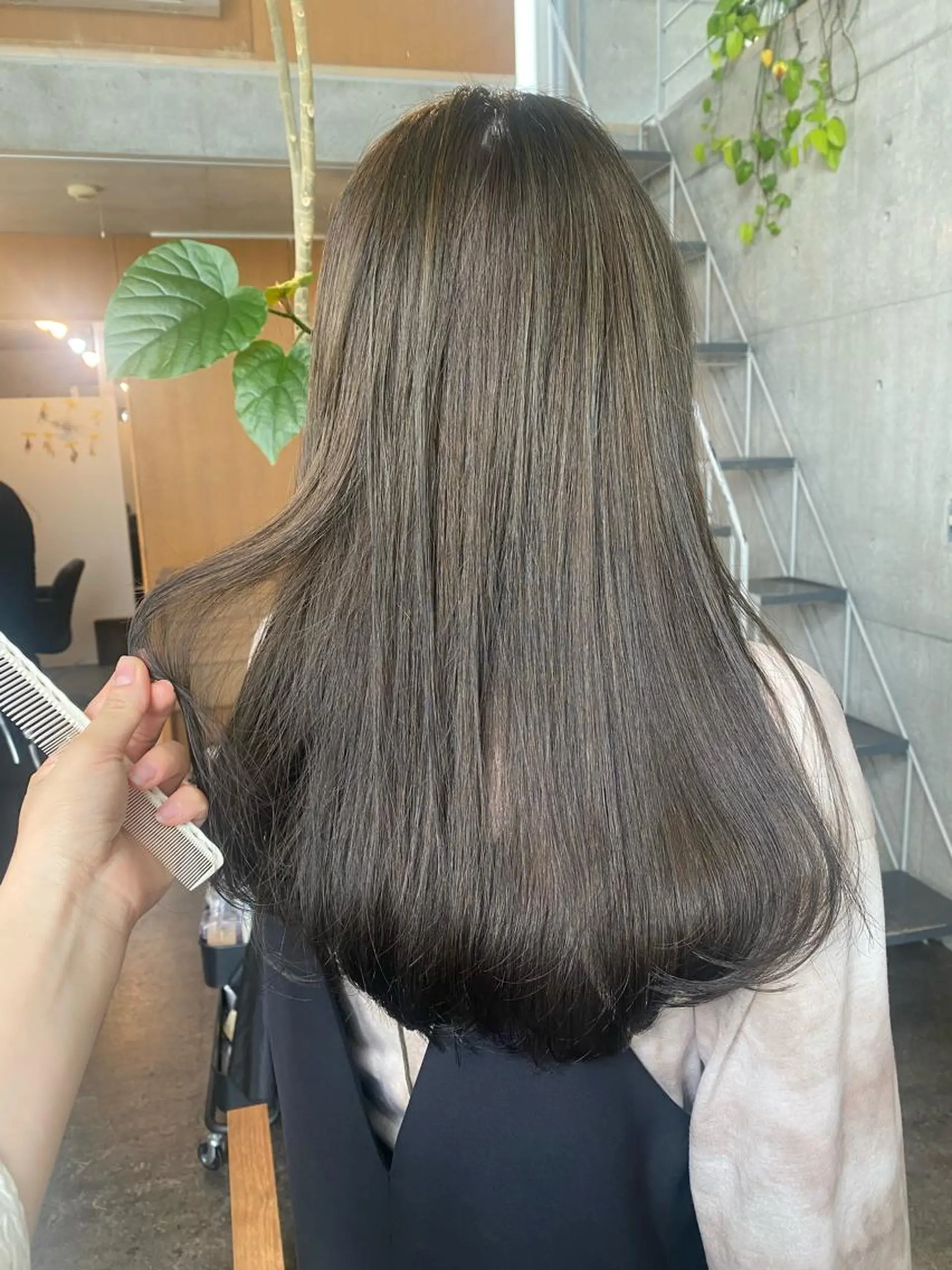 ロング カラー パーマ ヘアアレンジ メンズ キッズ ネイル マツエク・マツパ アイブロウ カット ヘアカラー トリートメント モリモト サナのヘアスタイル