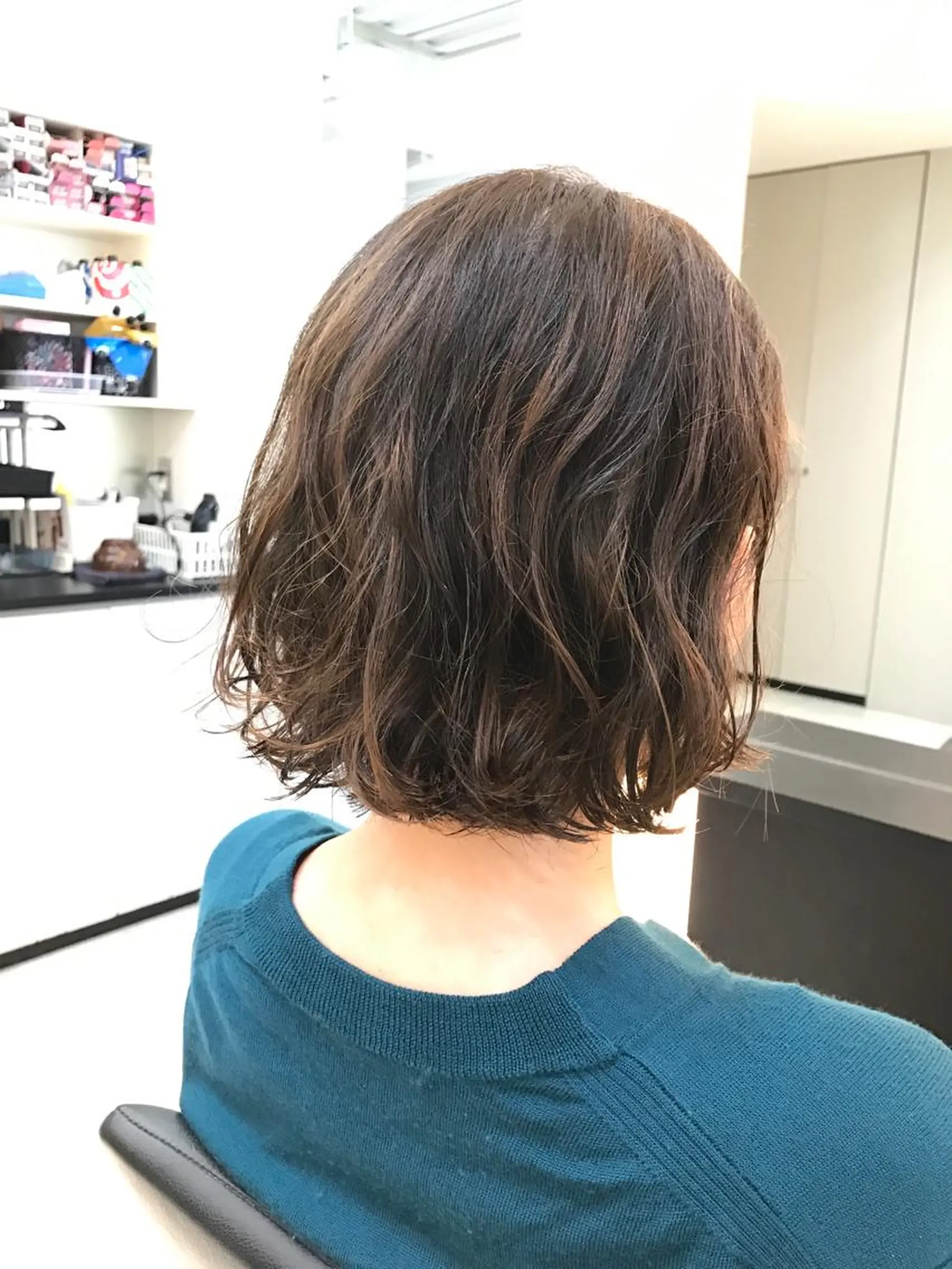 ショート カラー ハイライトカラー ハイライト カット パーマ トリートメント 國井 慎吾のヘアスタイル