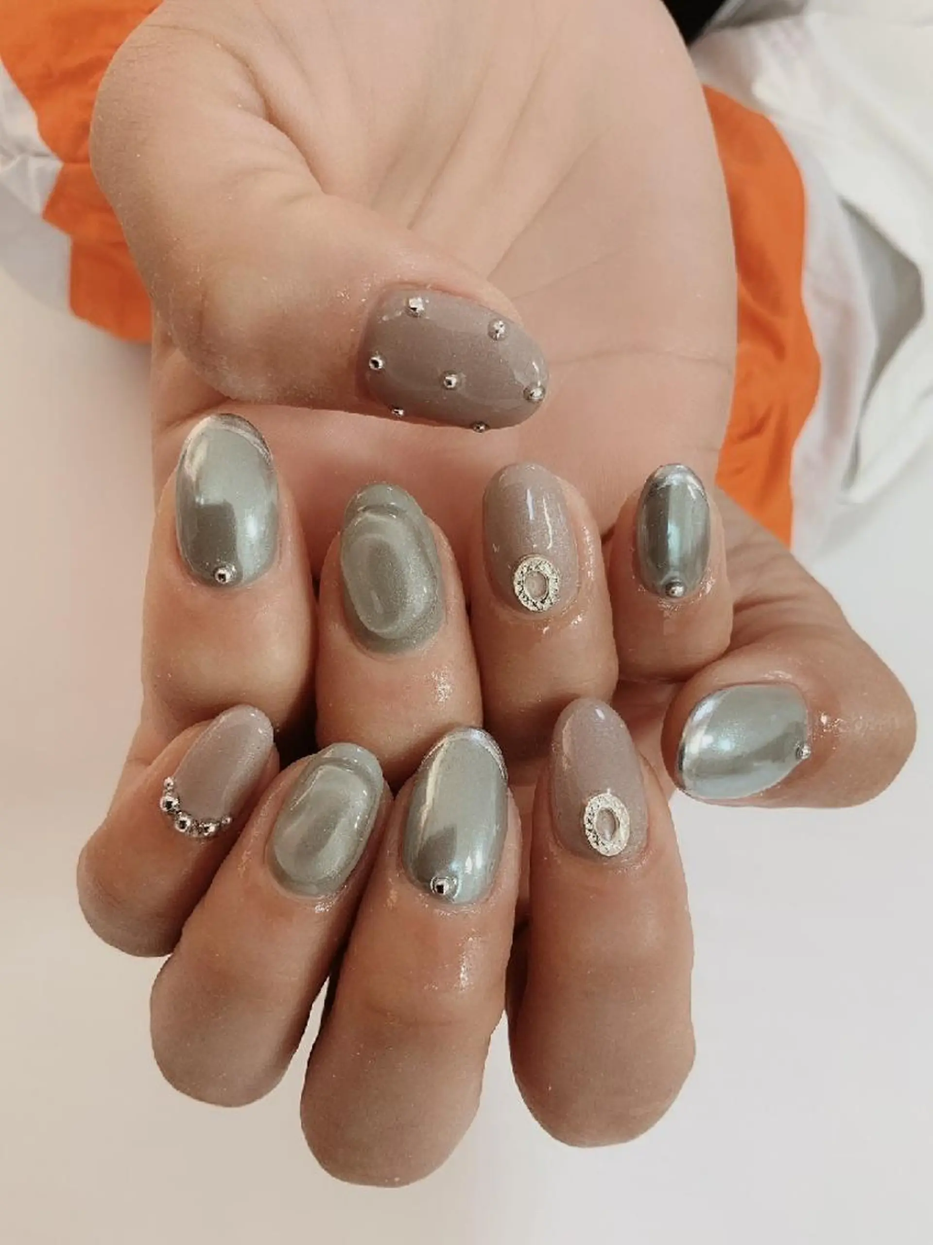 ネイル ニュアンスネイル 赤色   MAKI NAILのネイルデザイン