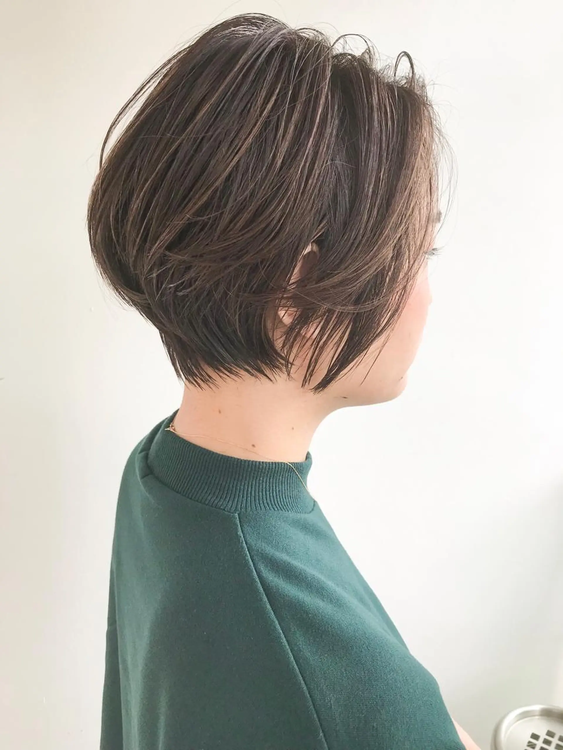 ショート カラー ショート/レイヤー なら石井知希のヘアスタイル